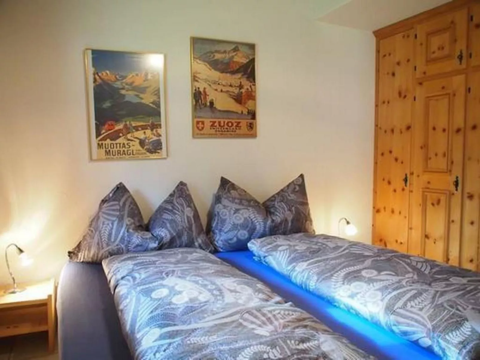 Curtins Sassella 1-Inside