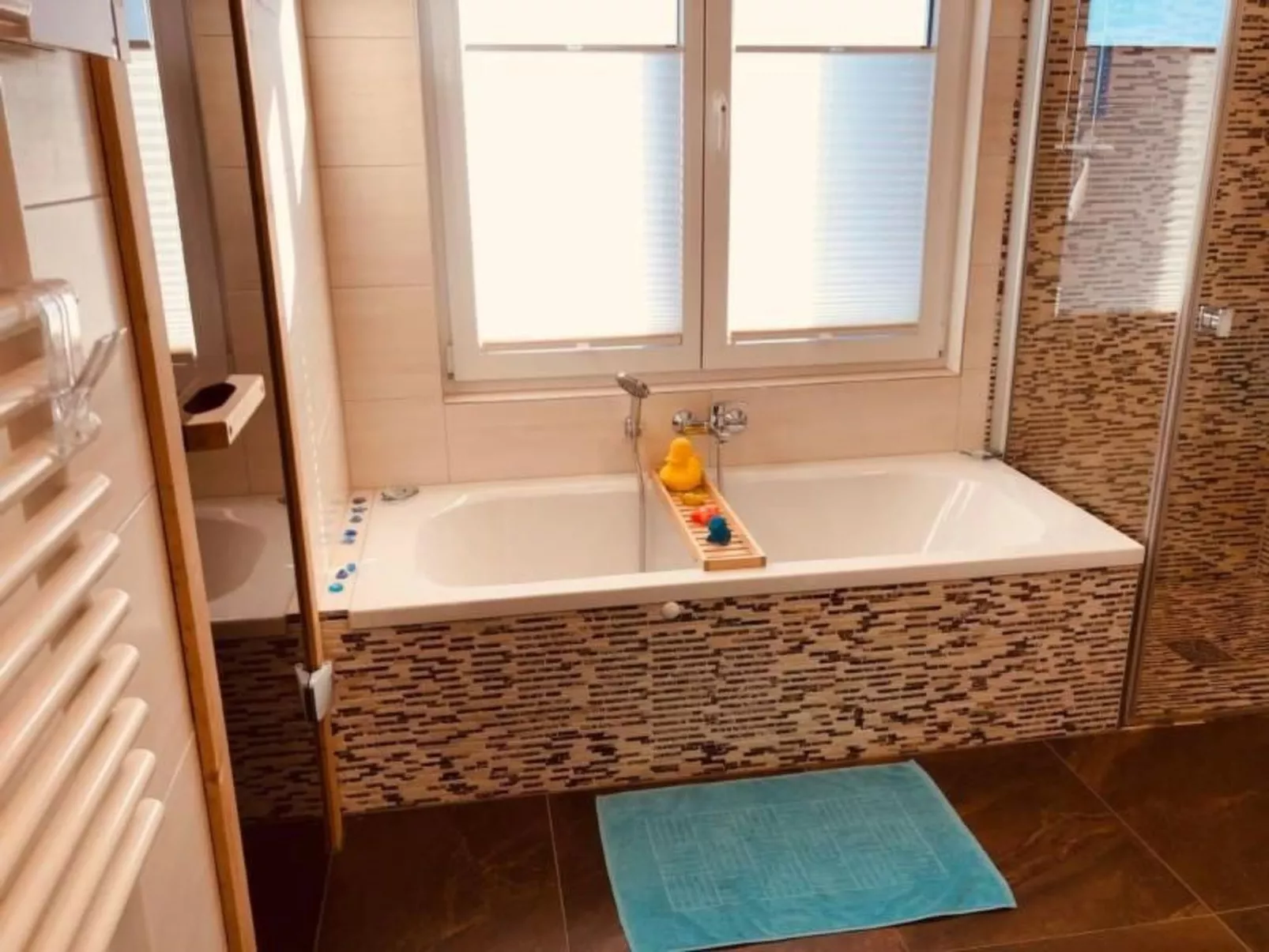 Schwimmendes Haus Elandi-Inside