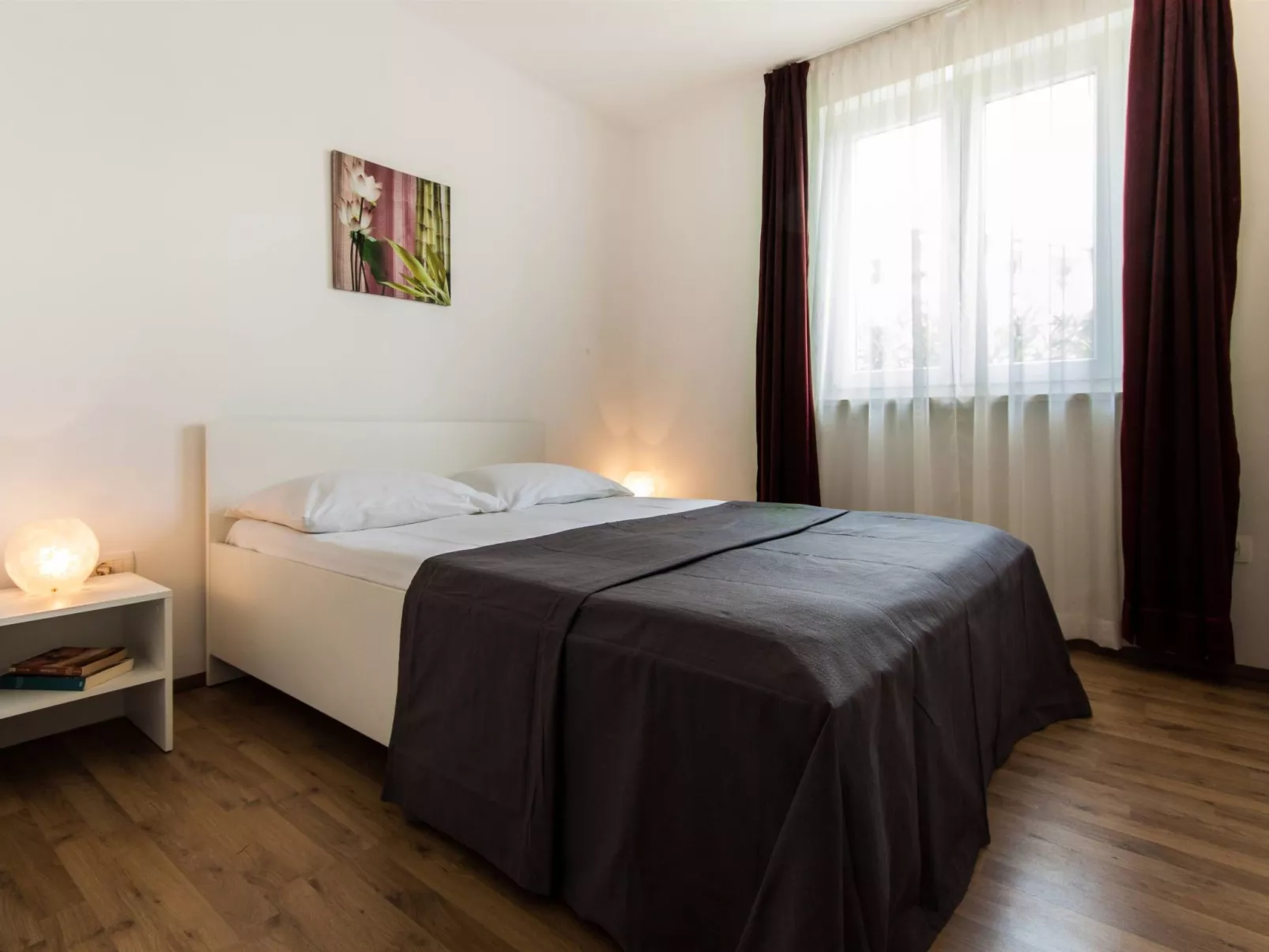 Wohnung mit Terrasse-Drinnen