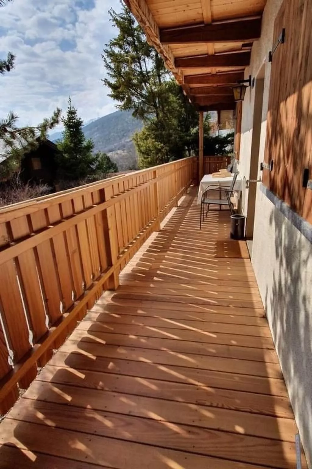 Chalet Mon Refuge St. Barbara, Leuk-Inside