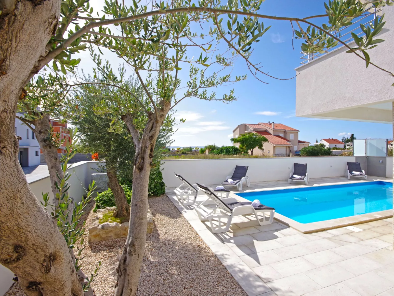 Apartment 1 Laura-Drinnen