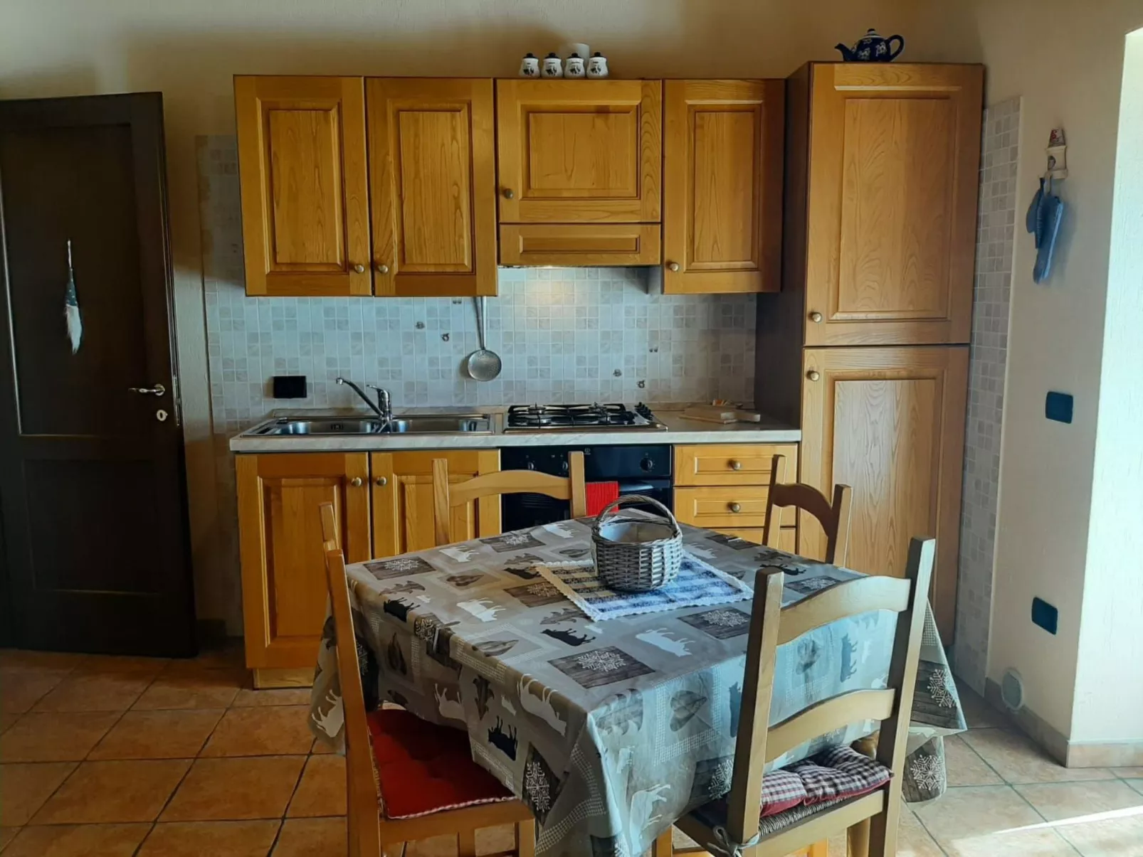 Helle, panoramische Wohnung in den Alpen.-Inside