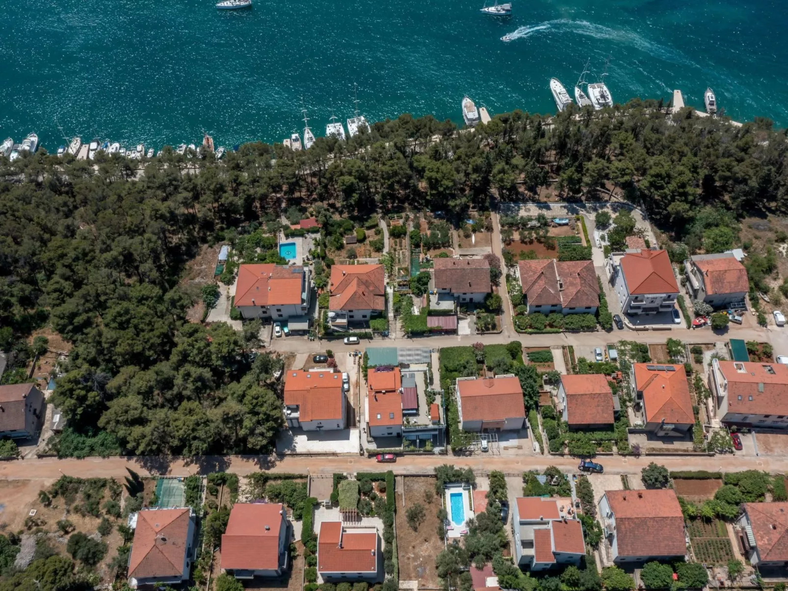 Geräumiges Ferienhaus mit Terrasse und Garten-Image-tags.info