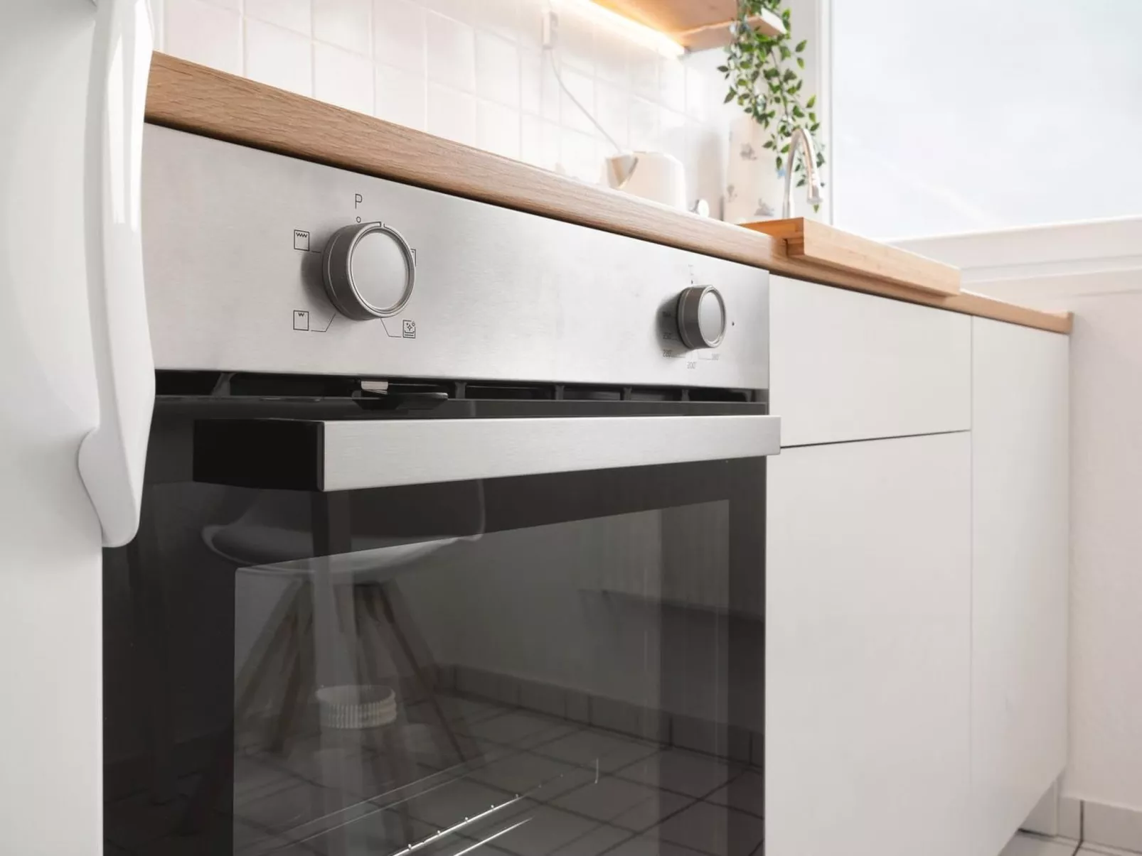 Apartment nähe A1 und Mercedes-Drinnen