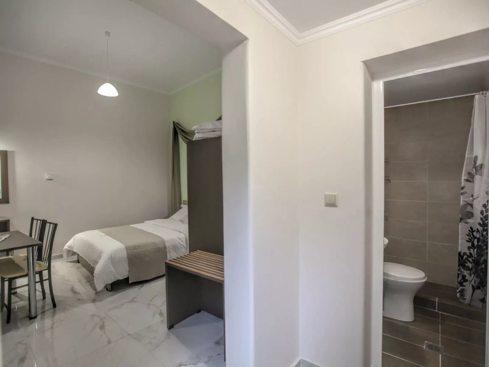 Del Sol Meteora Luxurious Family Suites3-Inside