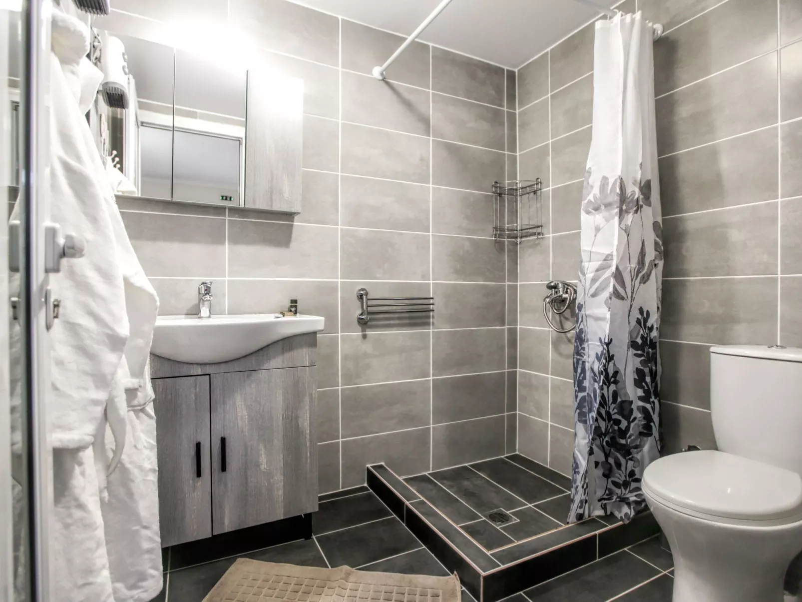 Del Sol Meteora Luxurious Family Suites1-Inside