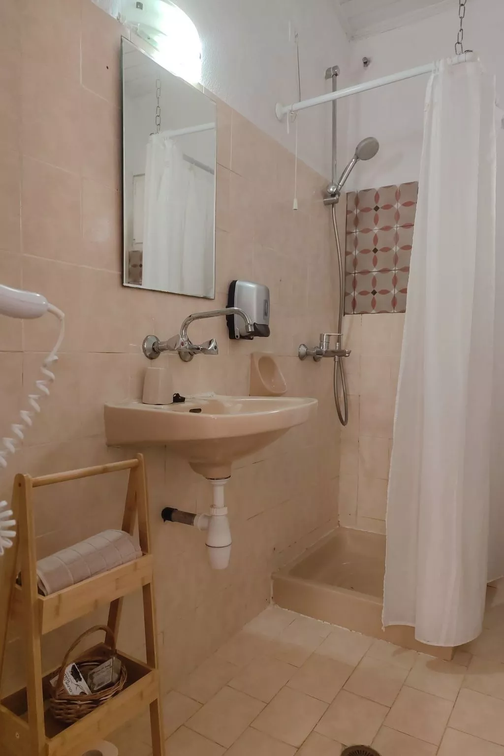 Geräumige Wohnung mit zwei Schlafzimmern in der Nähe des Sandstrandes-Inside