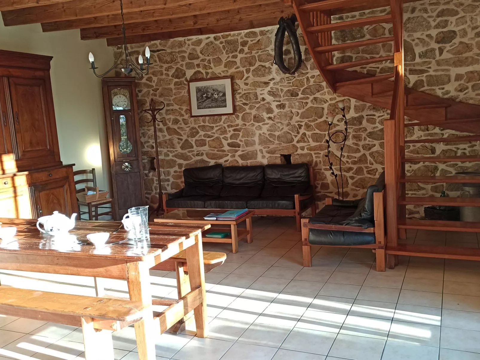 Die Scheune des Vaters-Inside