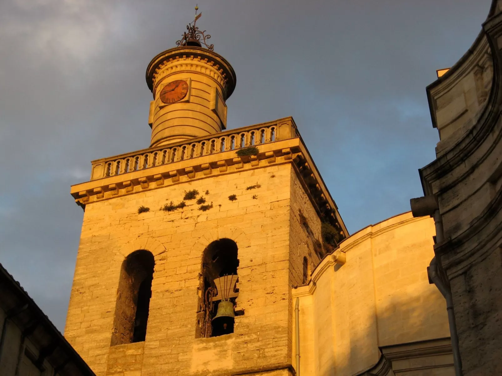 À l'abri du Mistral-Dedans