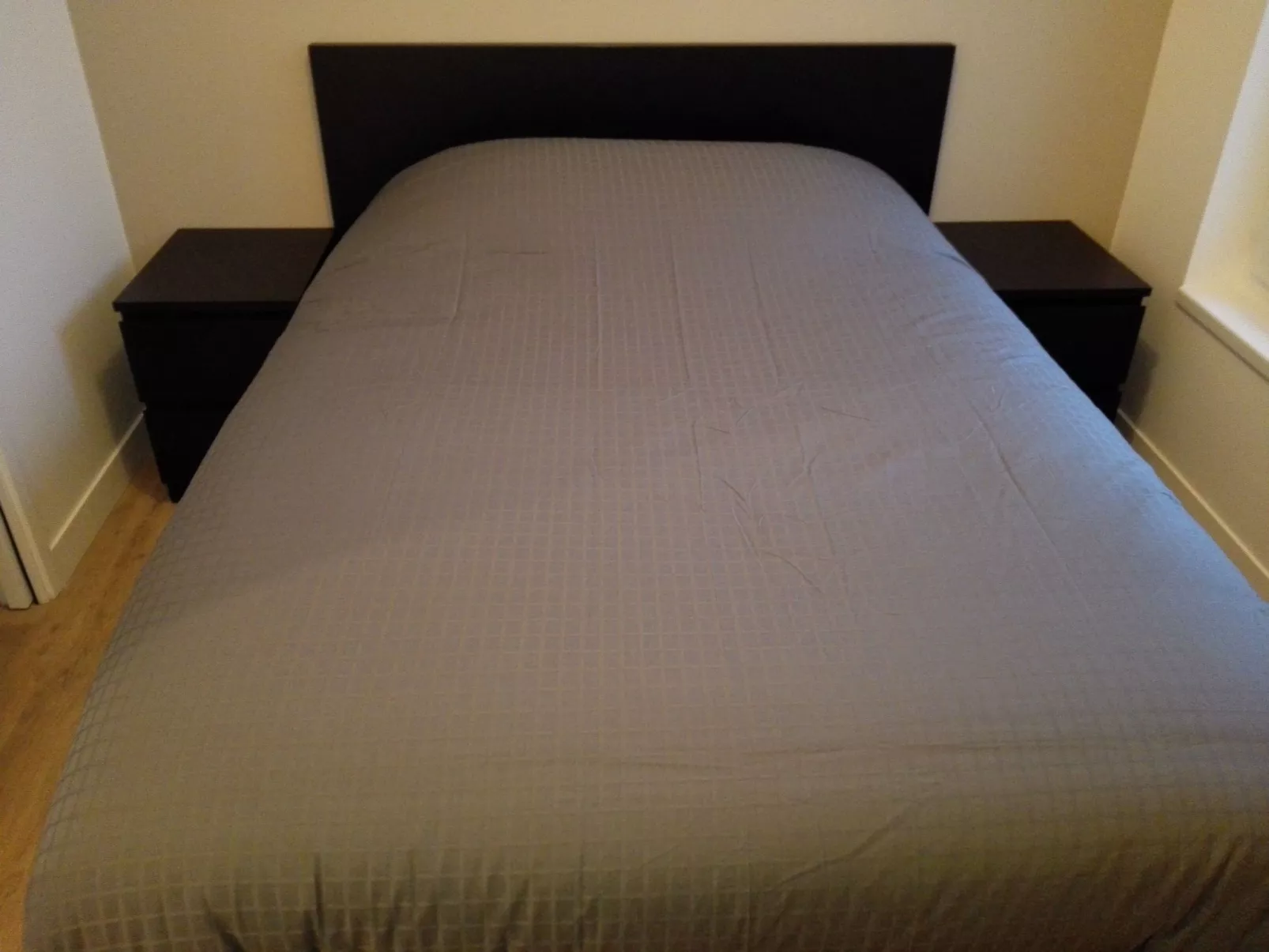 T2 Helle Stadtzentrum Voltaire Zimmer Hof-Inside