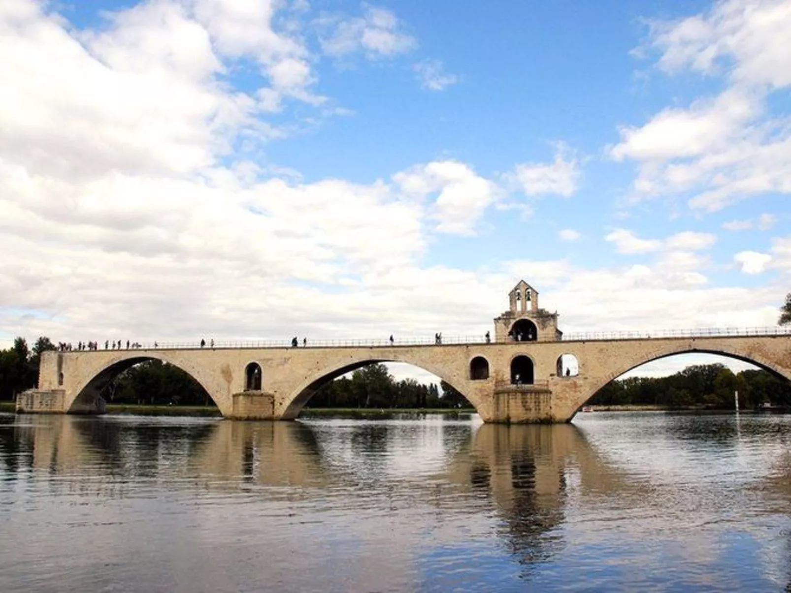 Mazet von Lola-Draußen