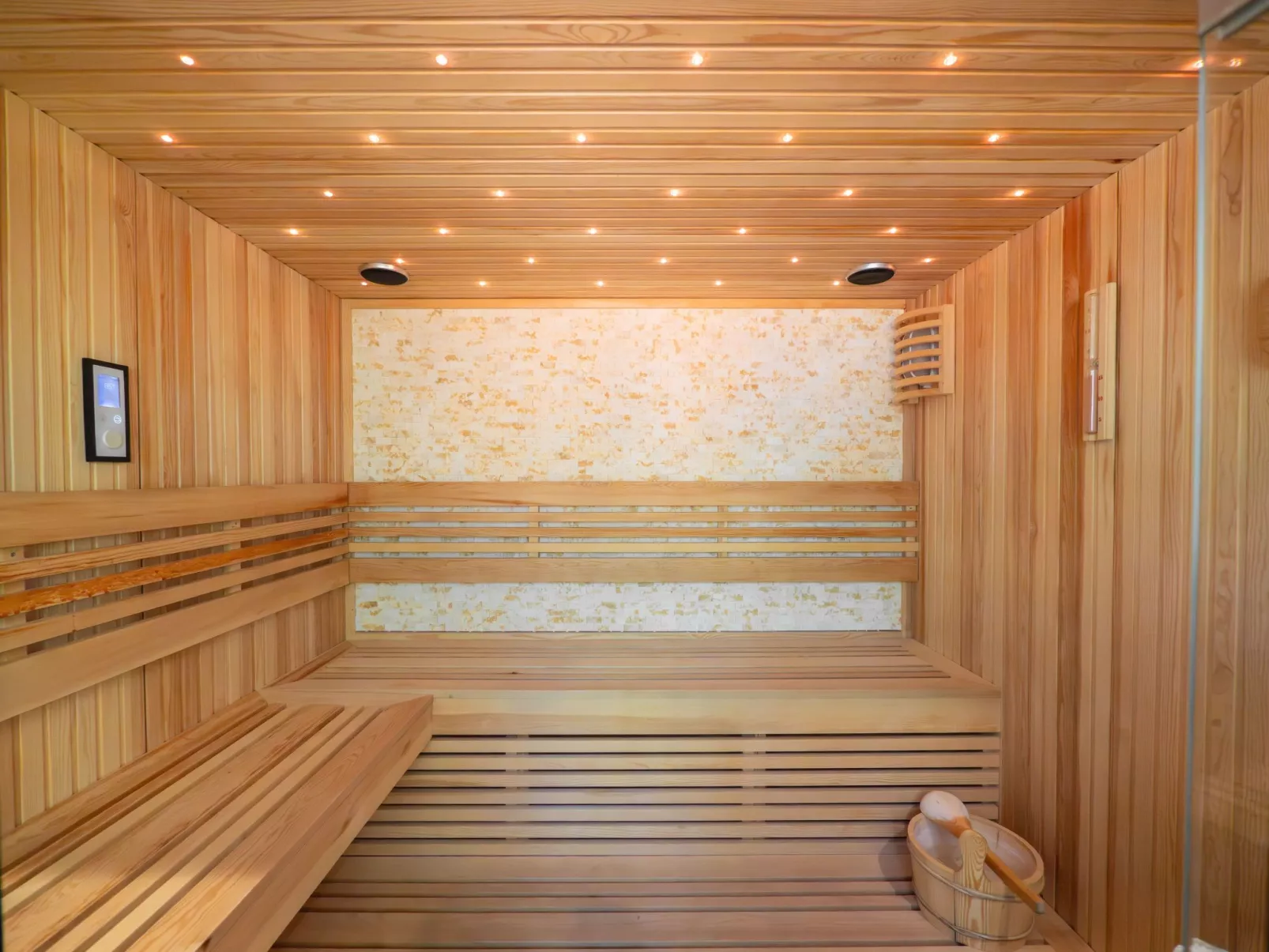 Ecolodge 4 pers mit Spa-Drinnen