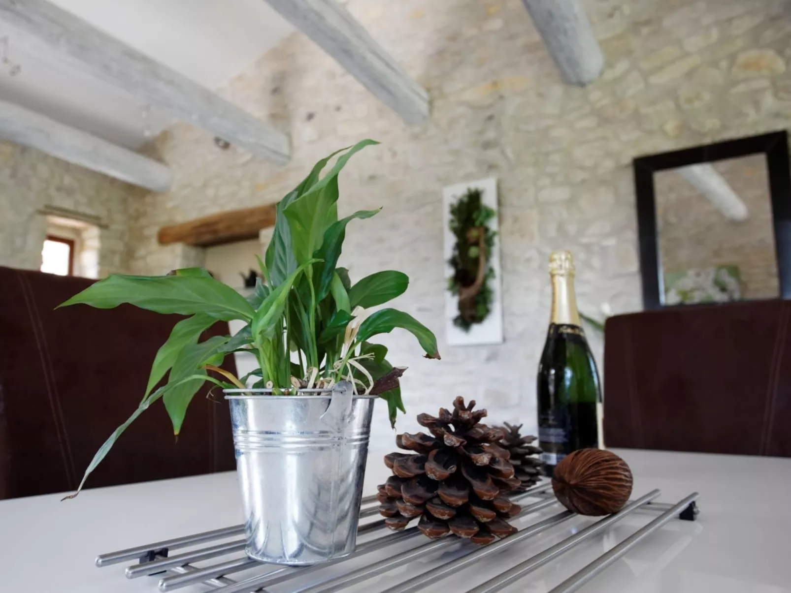 Domäne "Pavillon Timéo" mit Infinity-Pool