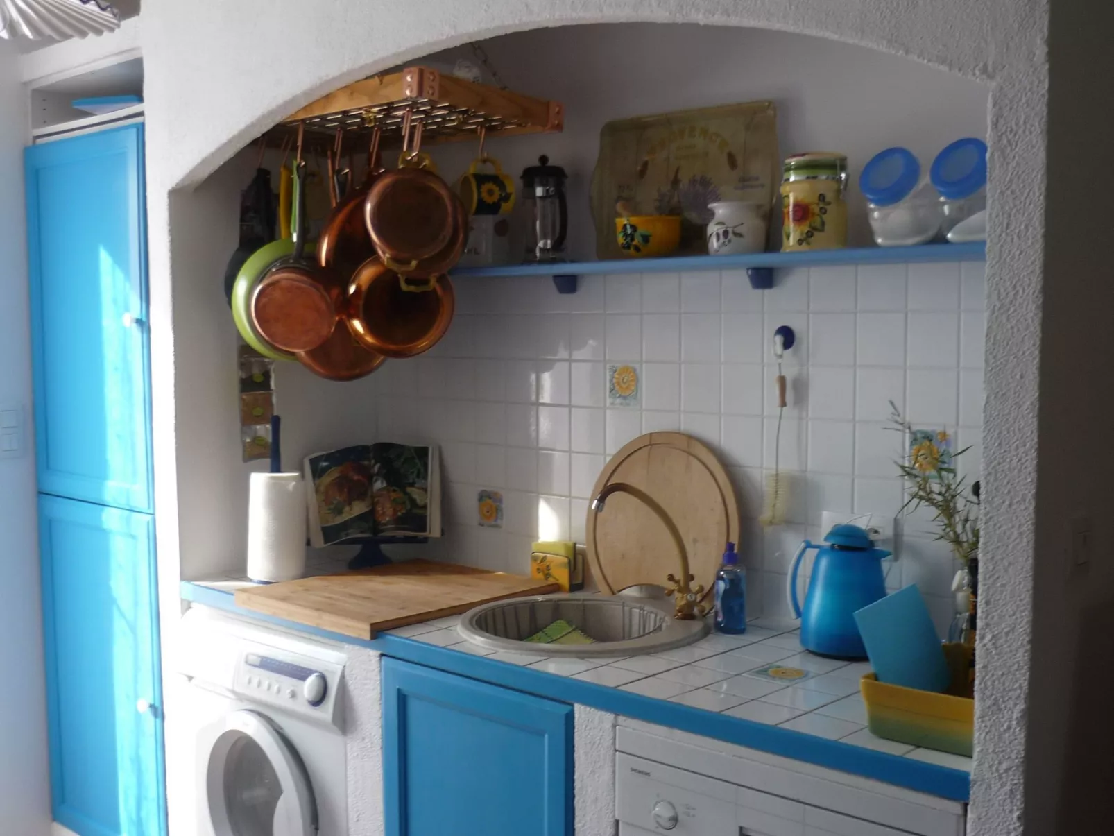 Komfortables Ferienhaus mit Gemeinschaftspool-Inside