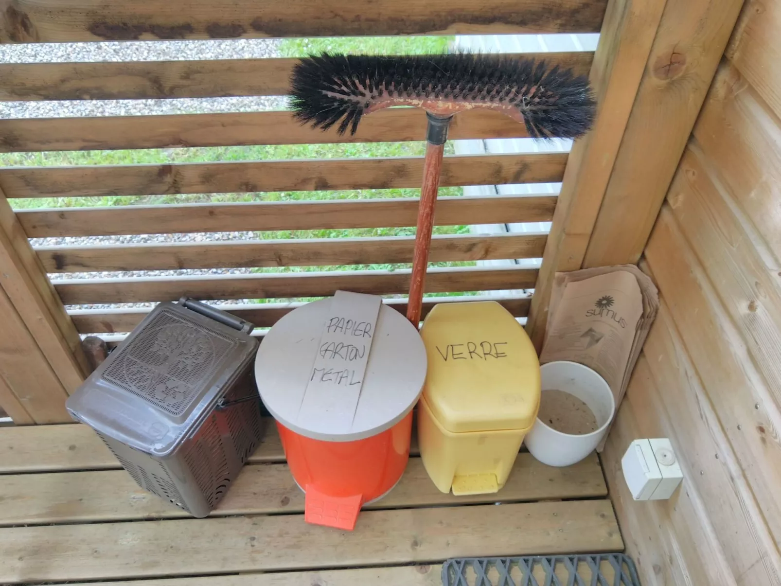 Standing Mobilheim 6 Plätze 2 Bäder-Draußen