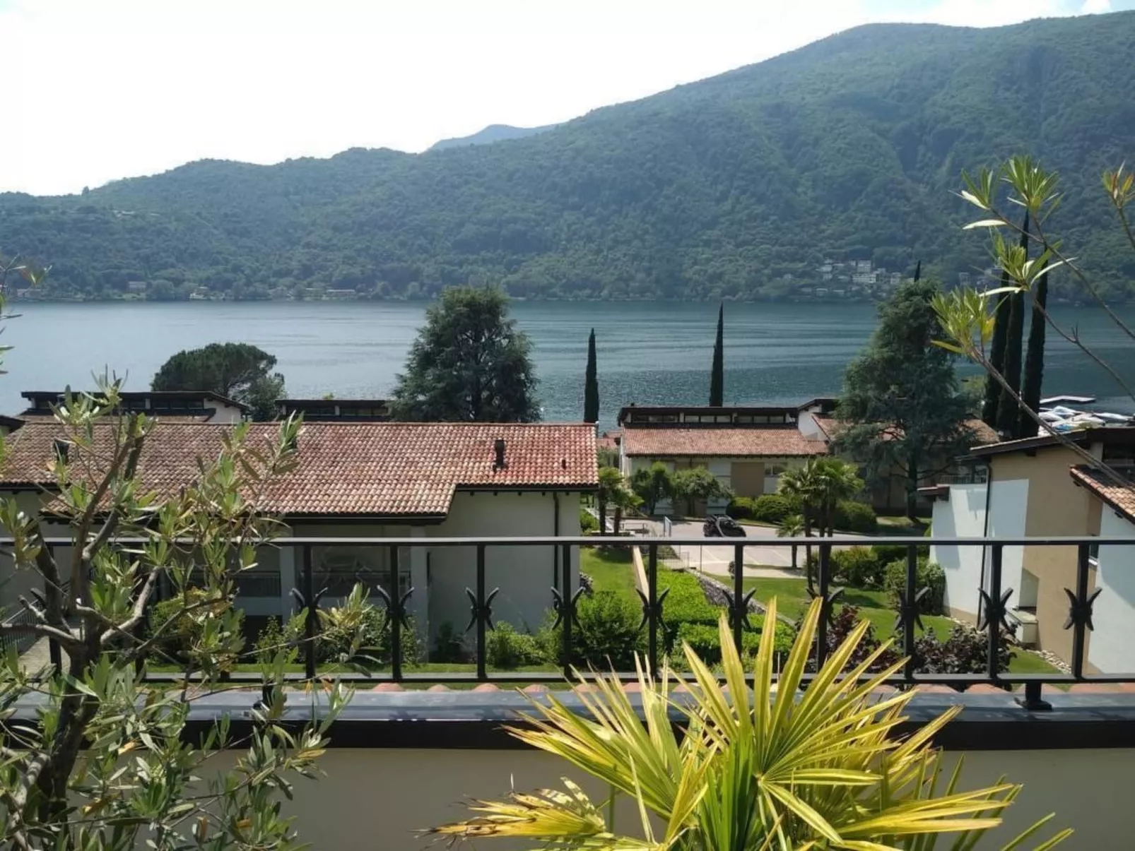 3.5 Zi - Ferienwohnung Miralago Morcote-Outside