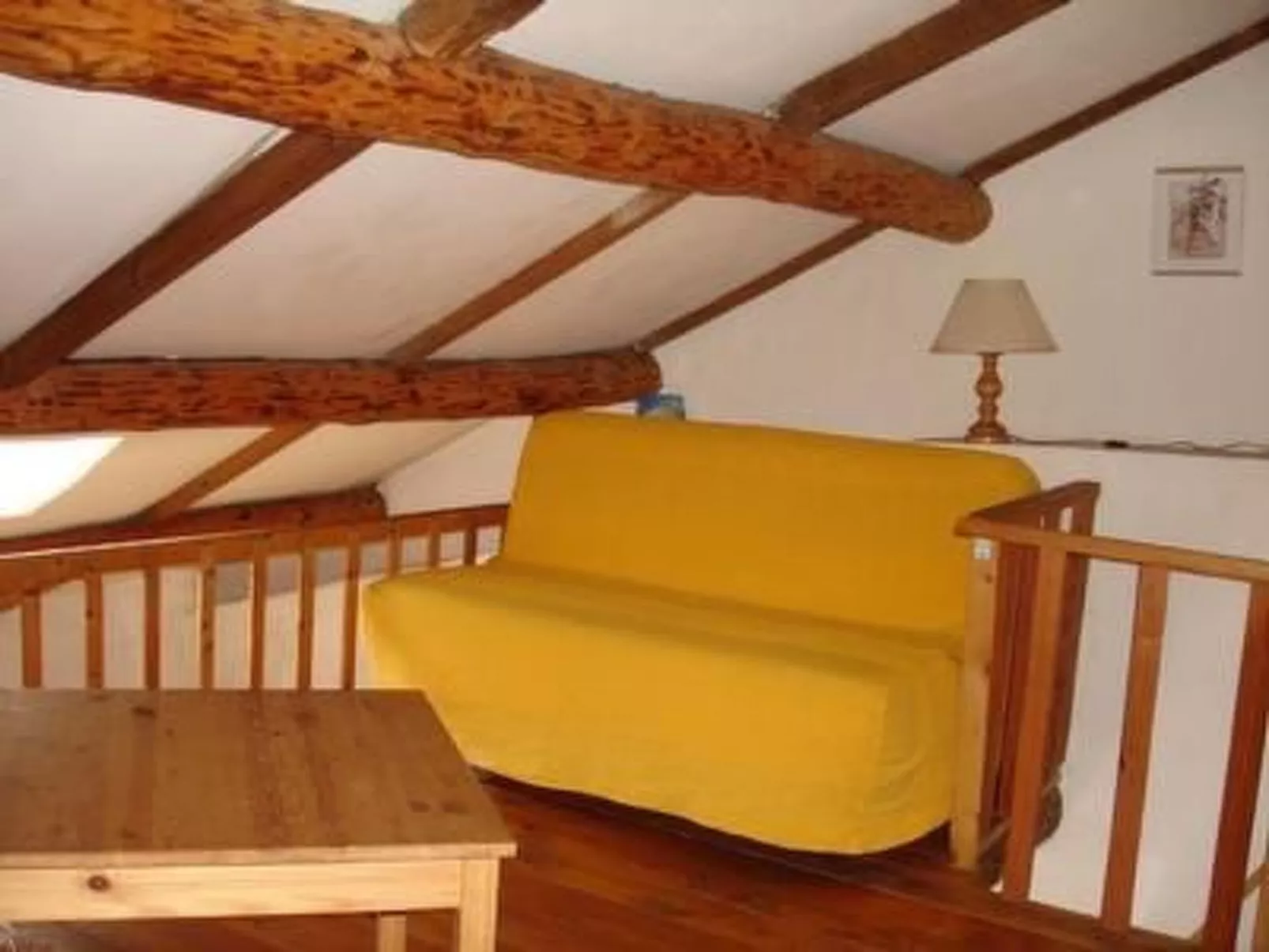 In Sillans-La-Cascade mit Garten-Drinnen