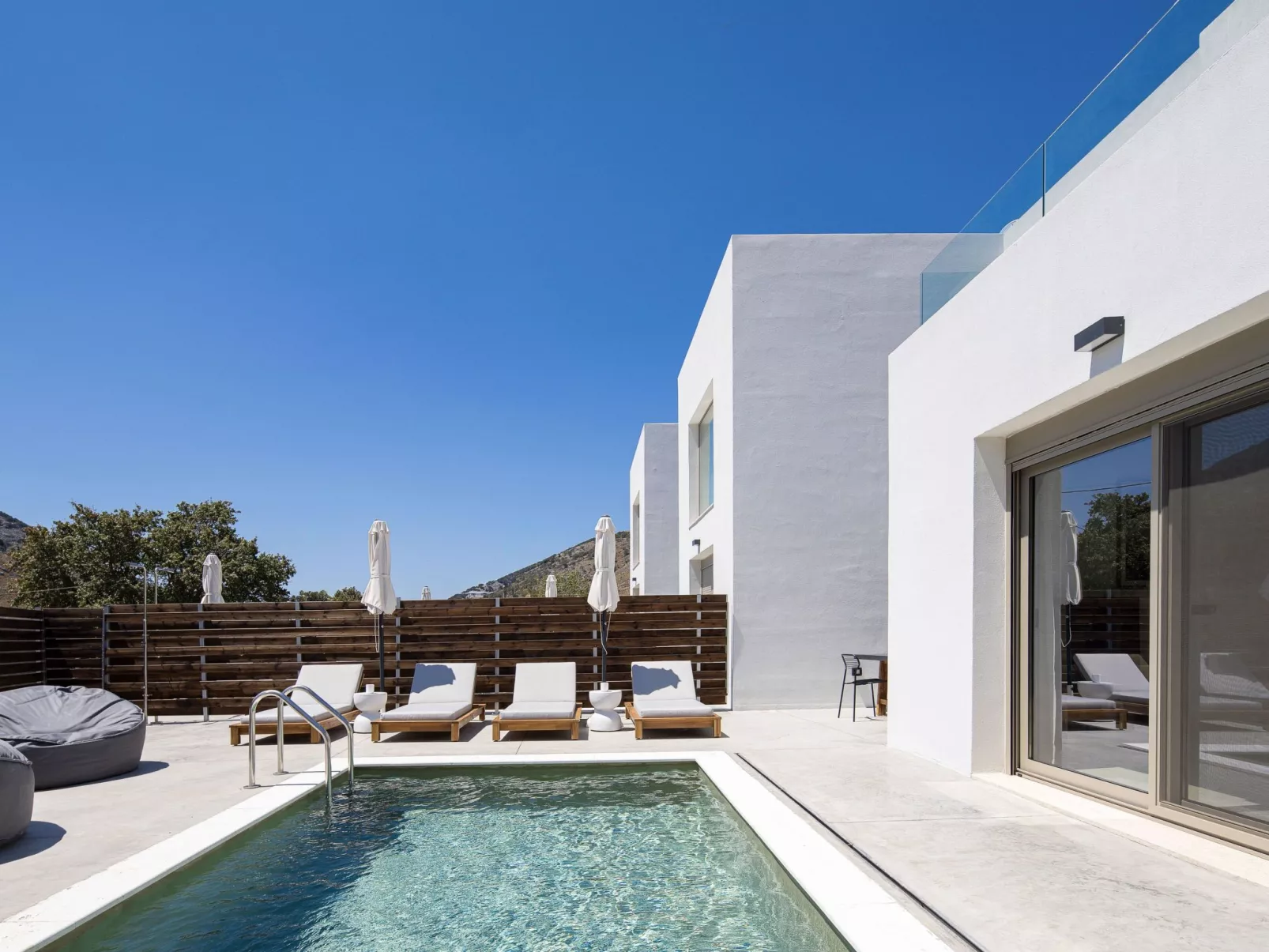 Imbros Villa lll -''Gratis''Beheizter Pool in den Bergen-Inside