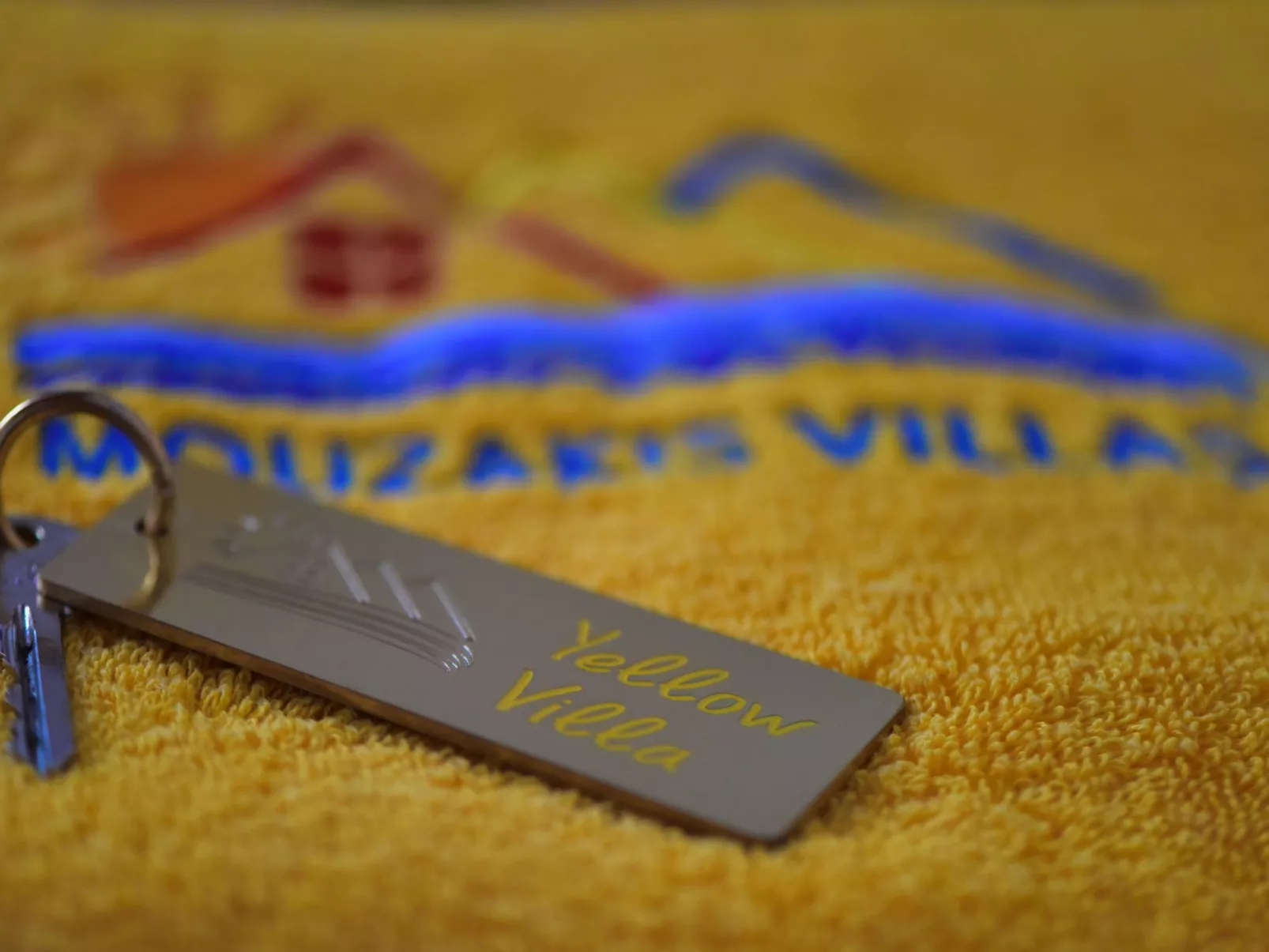 "Yellow Villa"-Outside