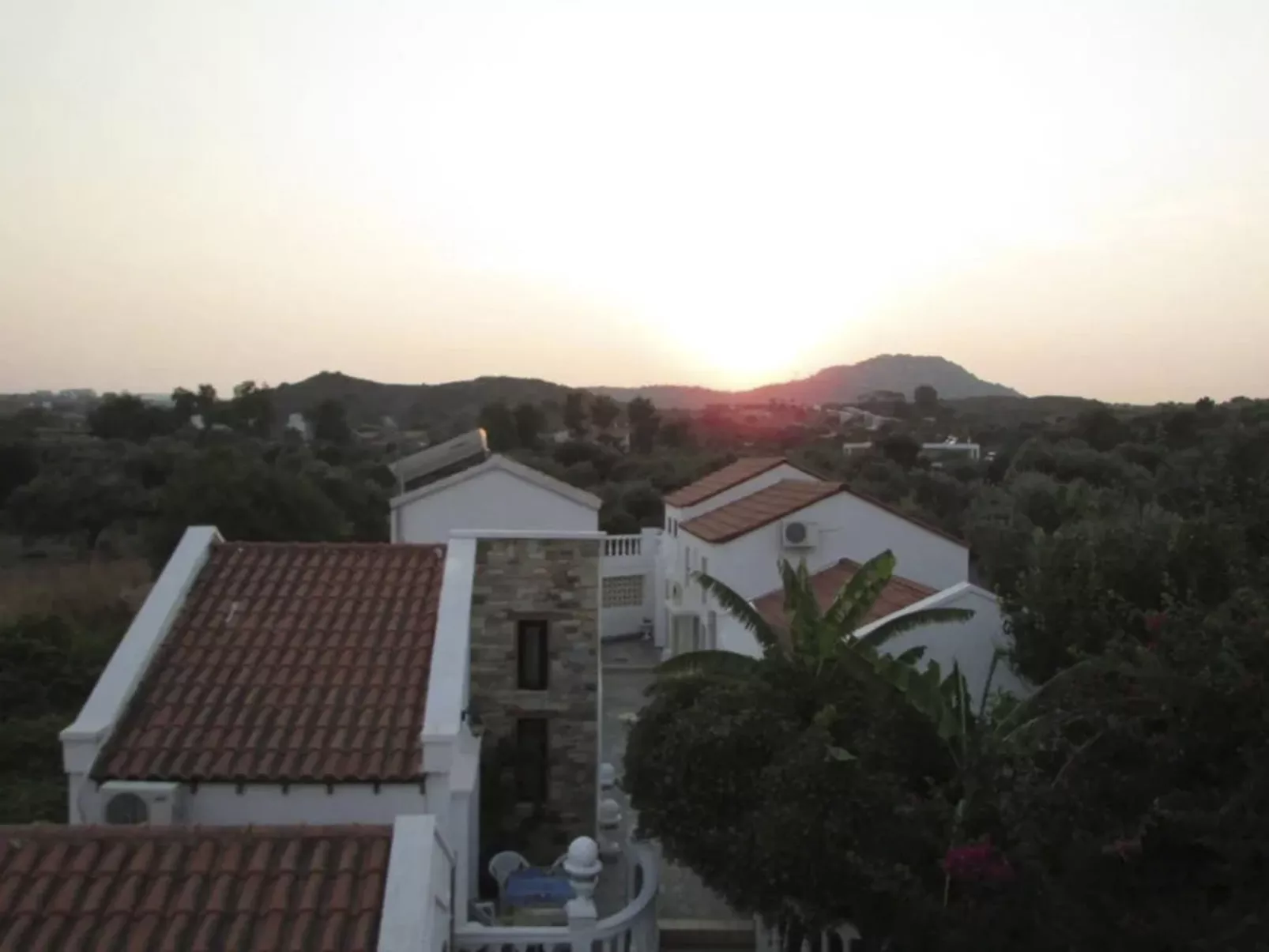 Castellino-Studios-Dedans