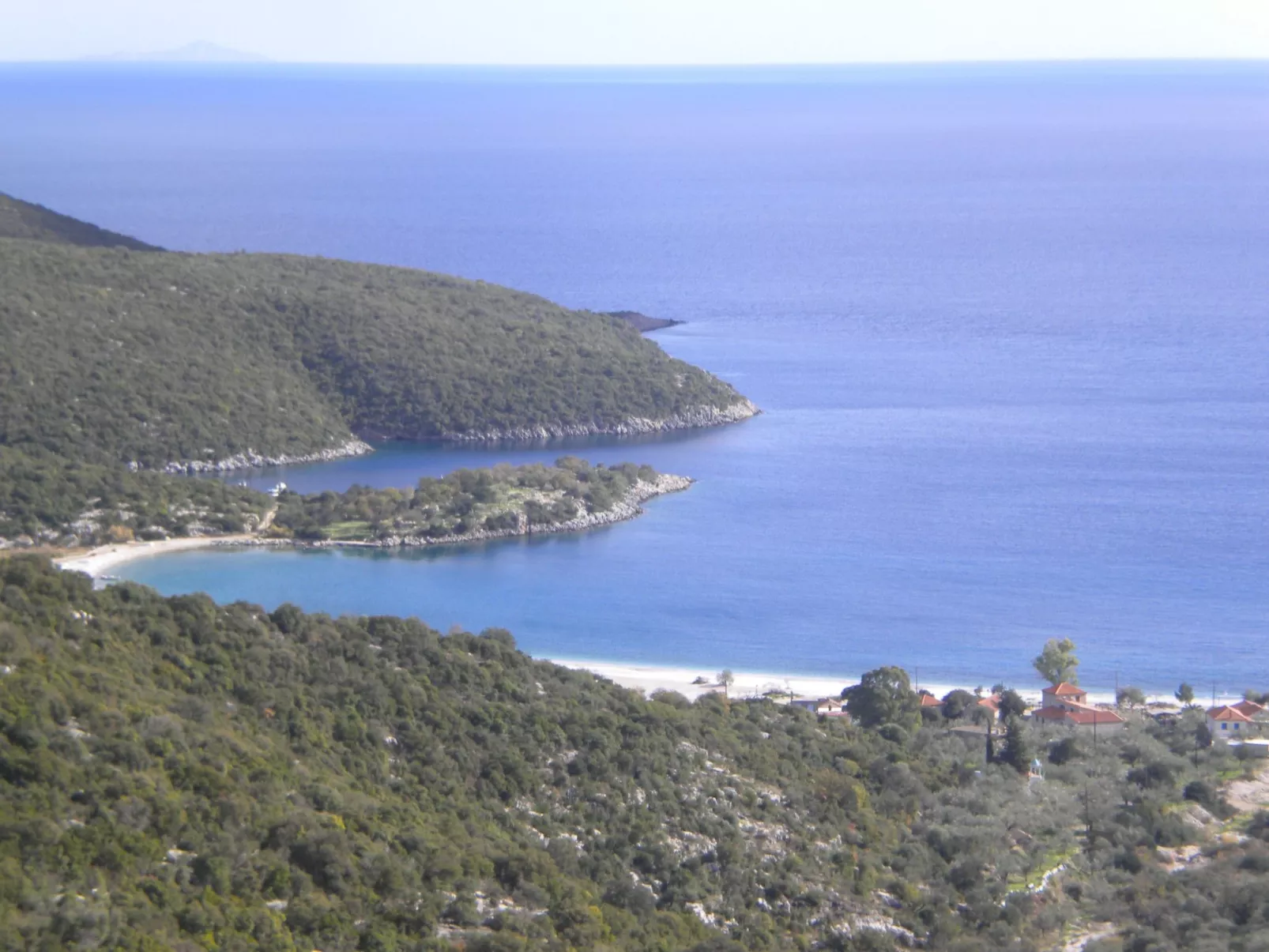 Steinhaus in Leonido mit Parkplatz-Inside