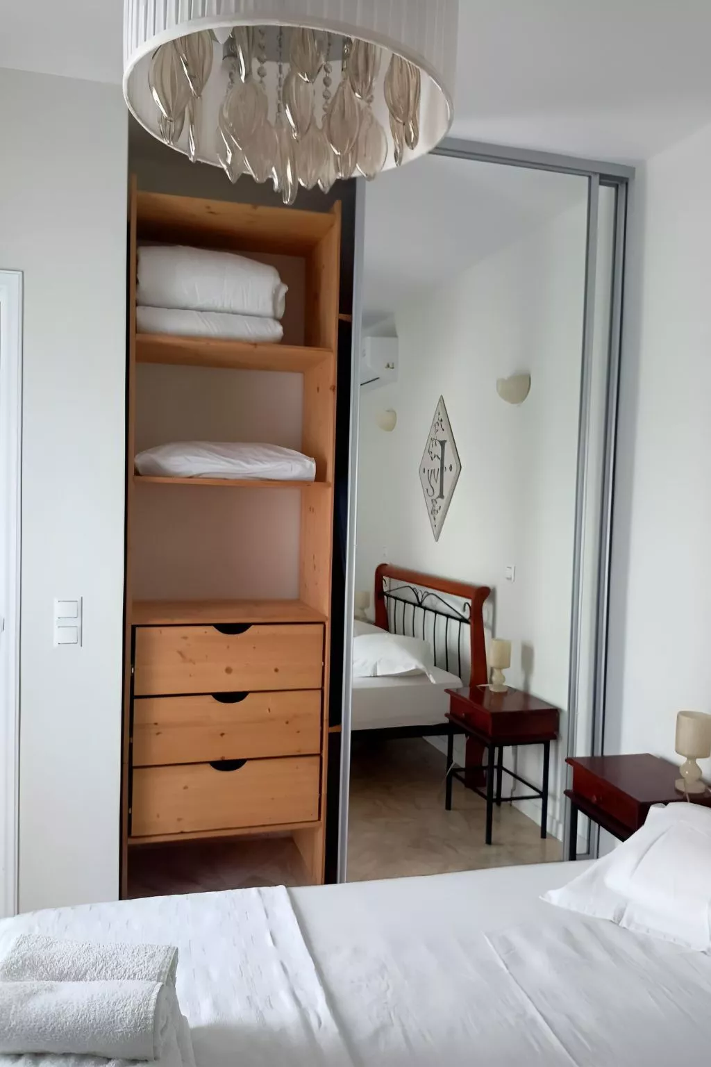 Anwesen "Villa Livadia" mit Infinity-Pool-Dedans