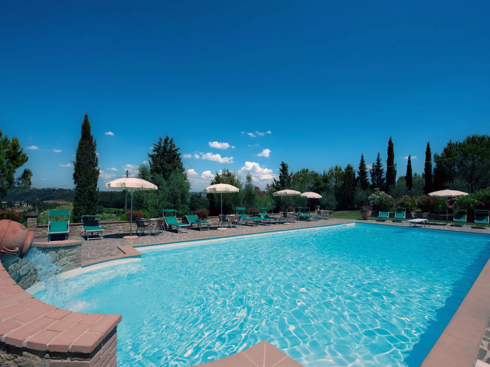 Wohnung 'Girasole Canale' mit Schwimmbad-Draußen