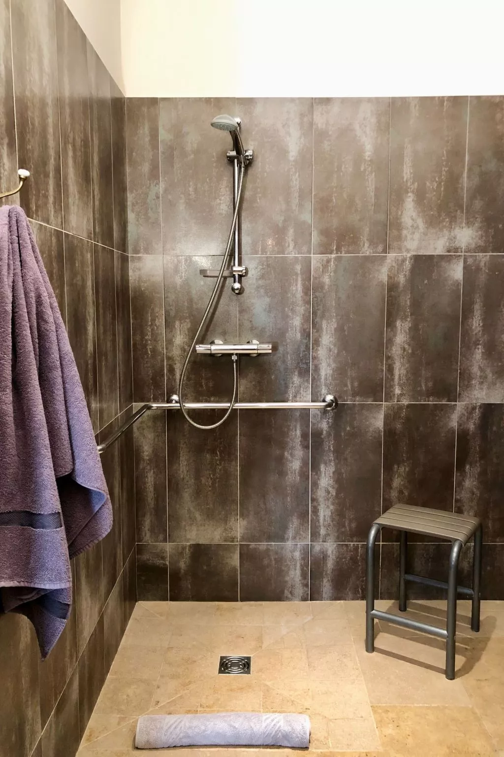 Haus mit Charakter in der Nähe von Uzès und den Cevennen-Drinnen