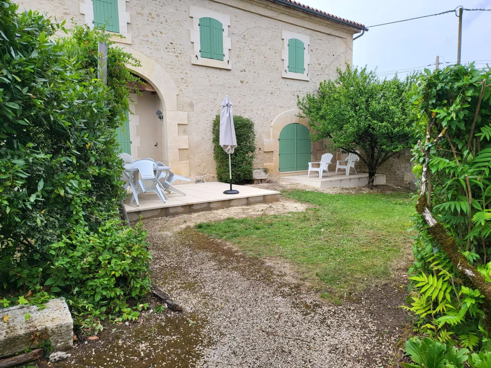 Domaine des Prairies de Latry-Outside