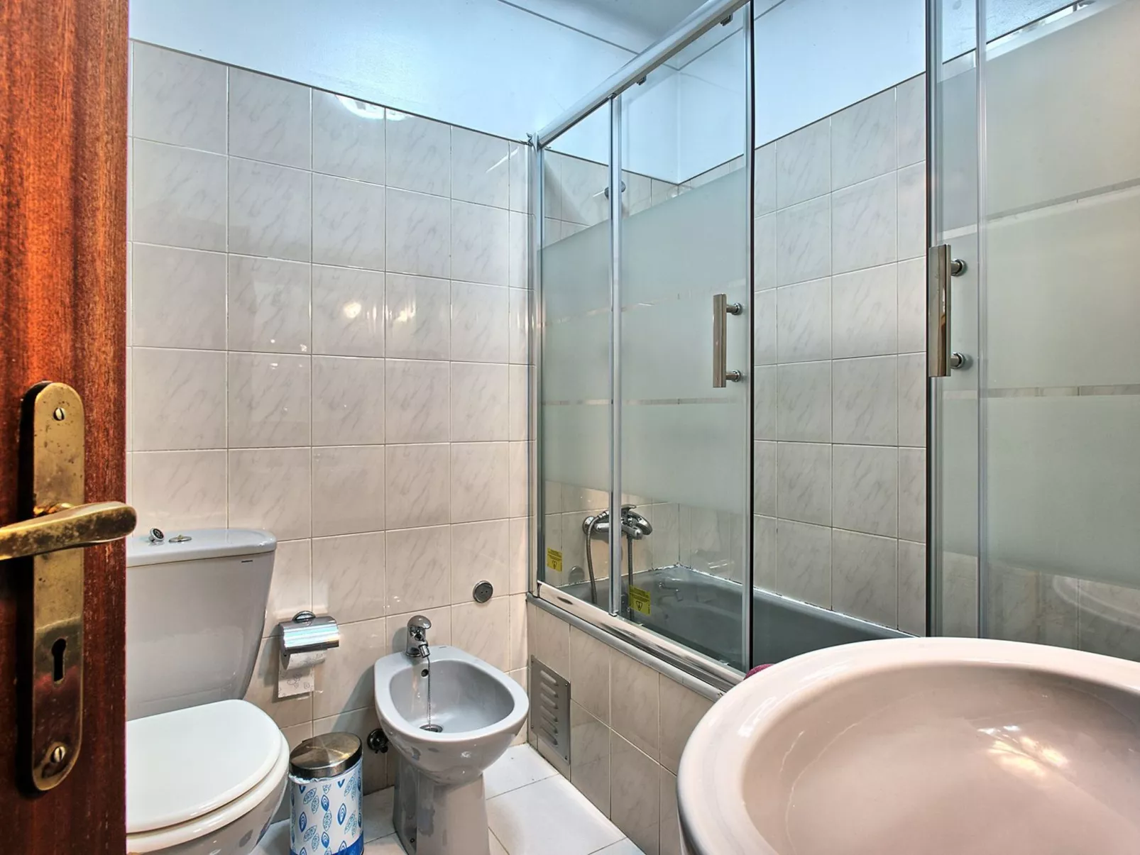 Cristo Rei Gärten-Drinnen