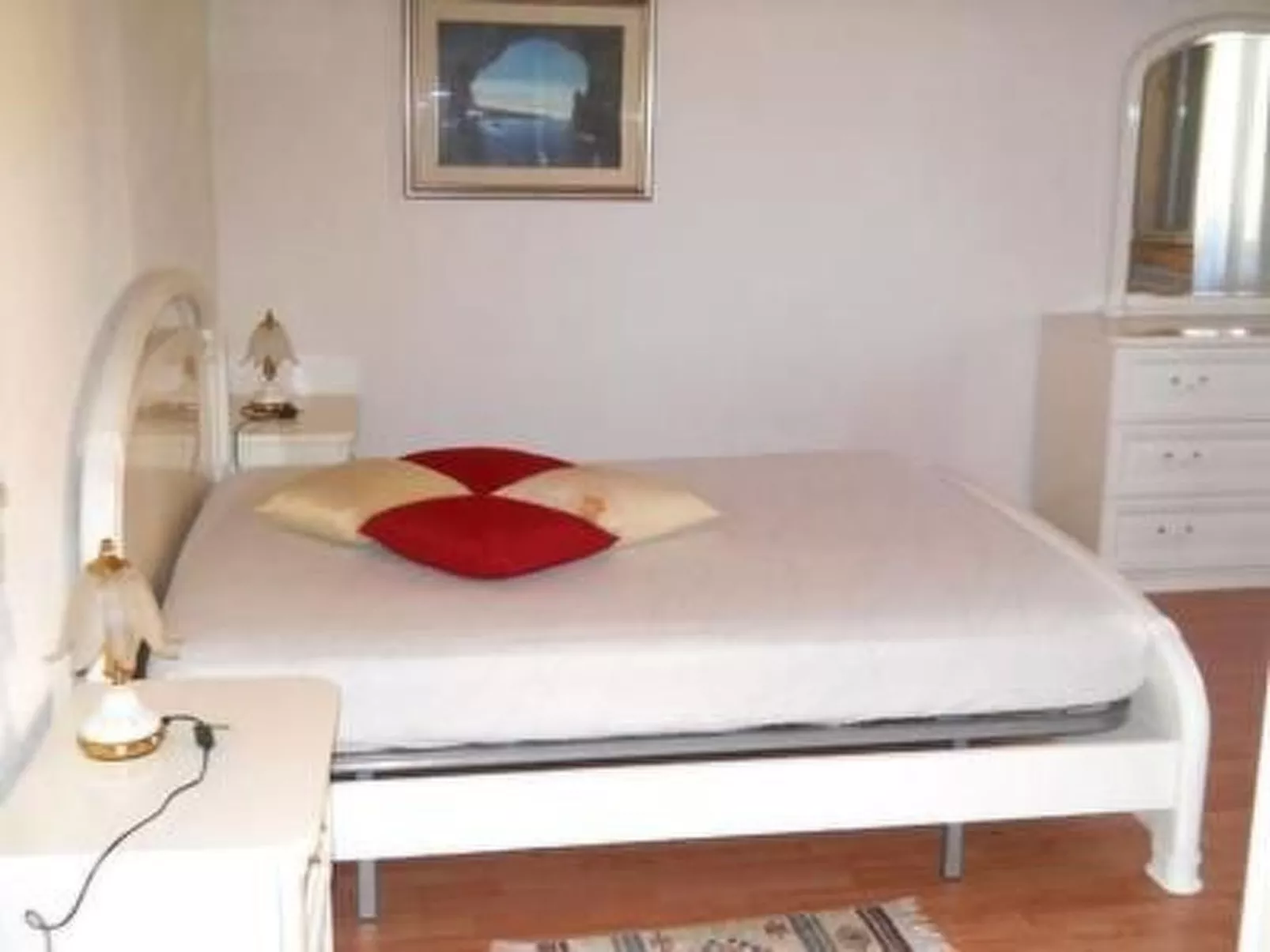 Mit Blick auf das Wasser-Inside