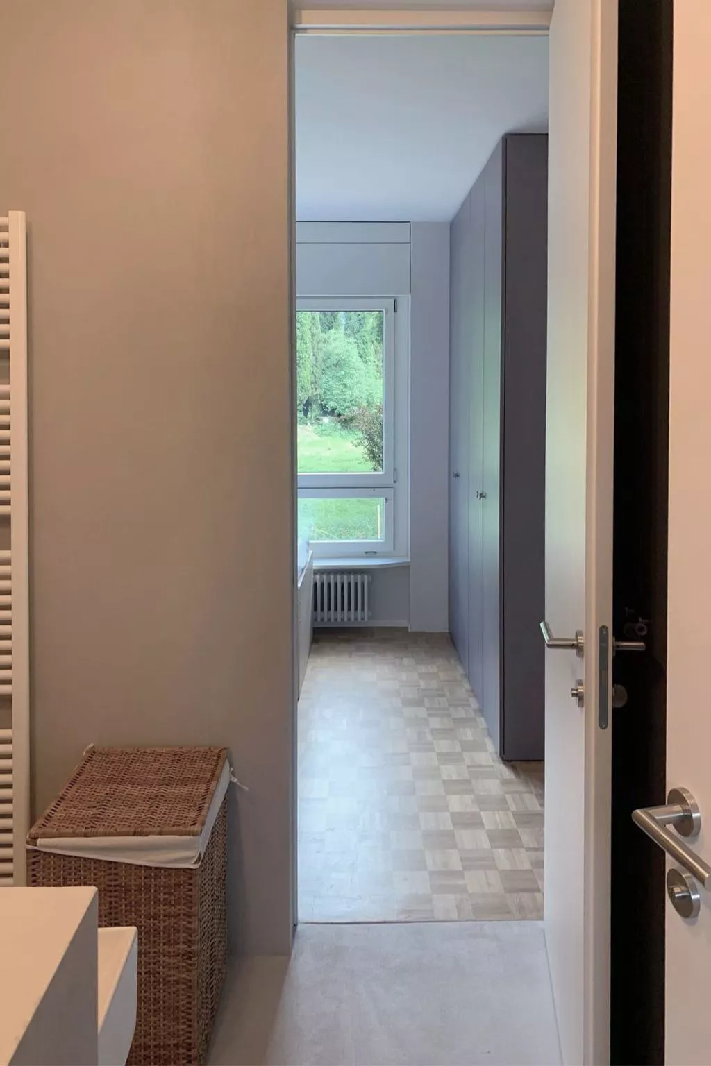 "Lake Escape", mit Pool-Drinnen