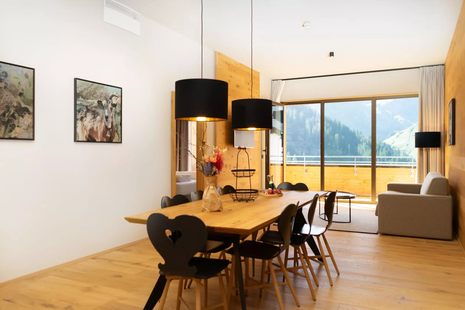 Heimat 1495 Arlberg-Dining room