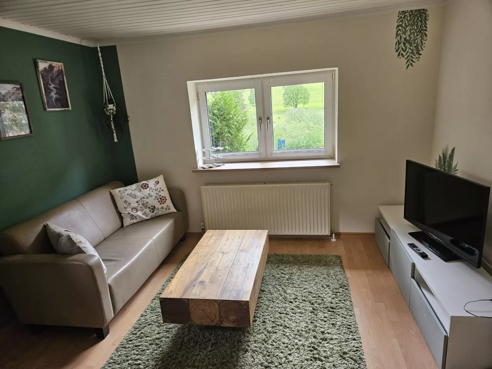 Souterrainwohnung für zwei Personen mit Bergblick-Drinnen