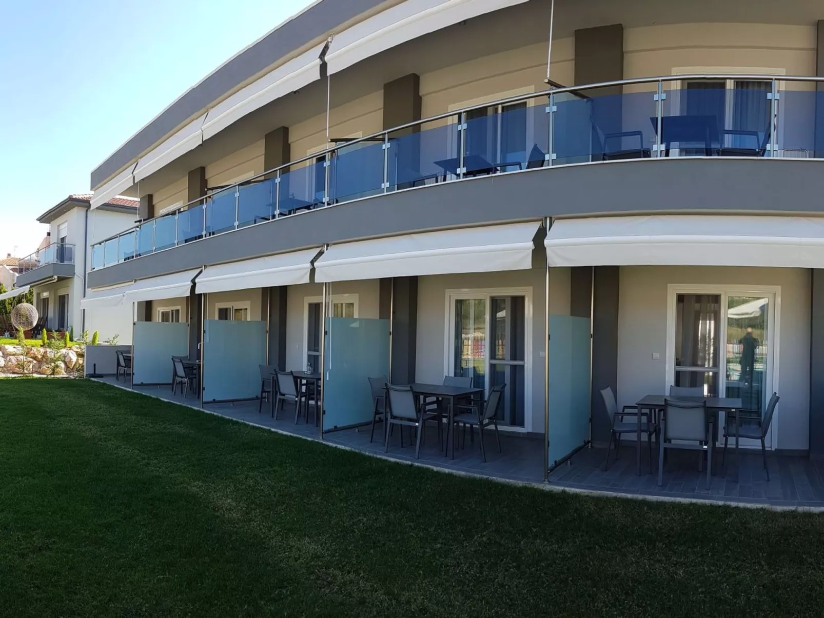 Finikas Garden Nikit-Outside