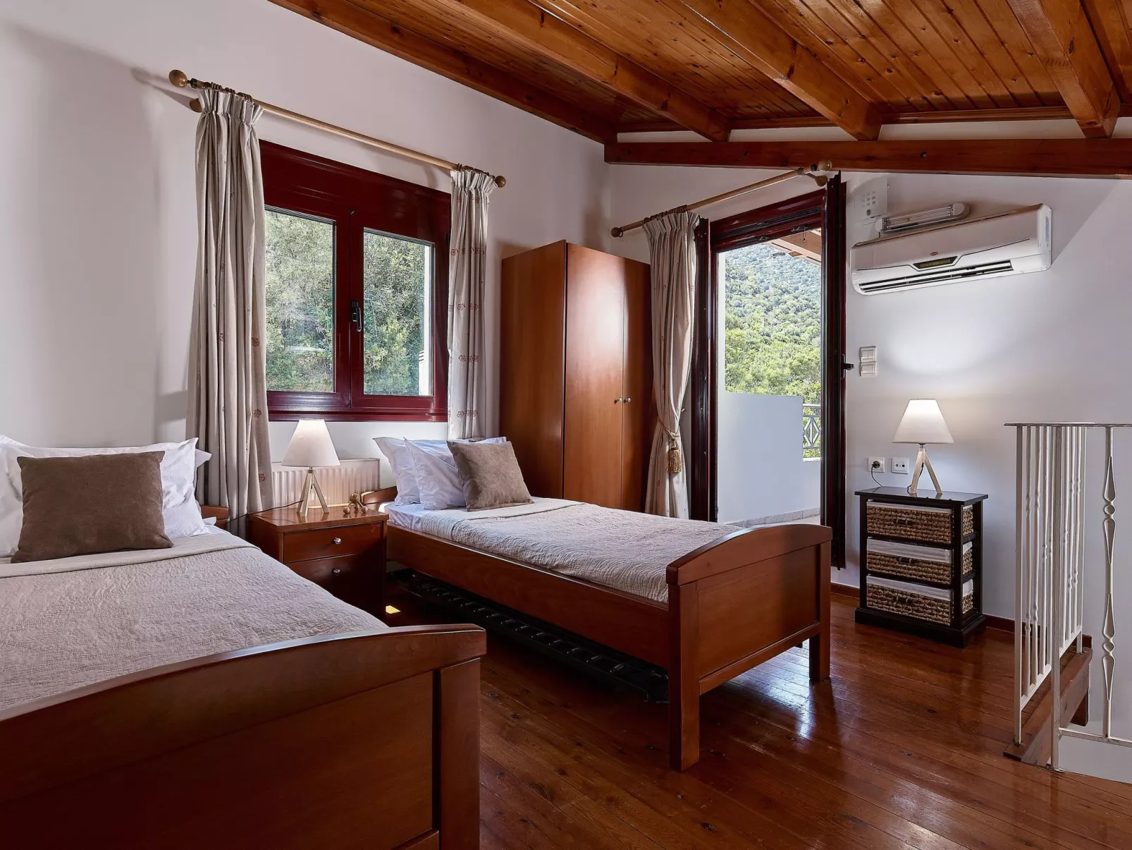 Dioni für 6 Personen und 1 Kind-Image-tags.info