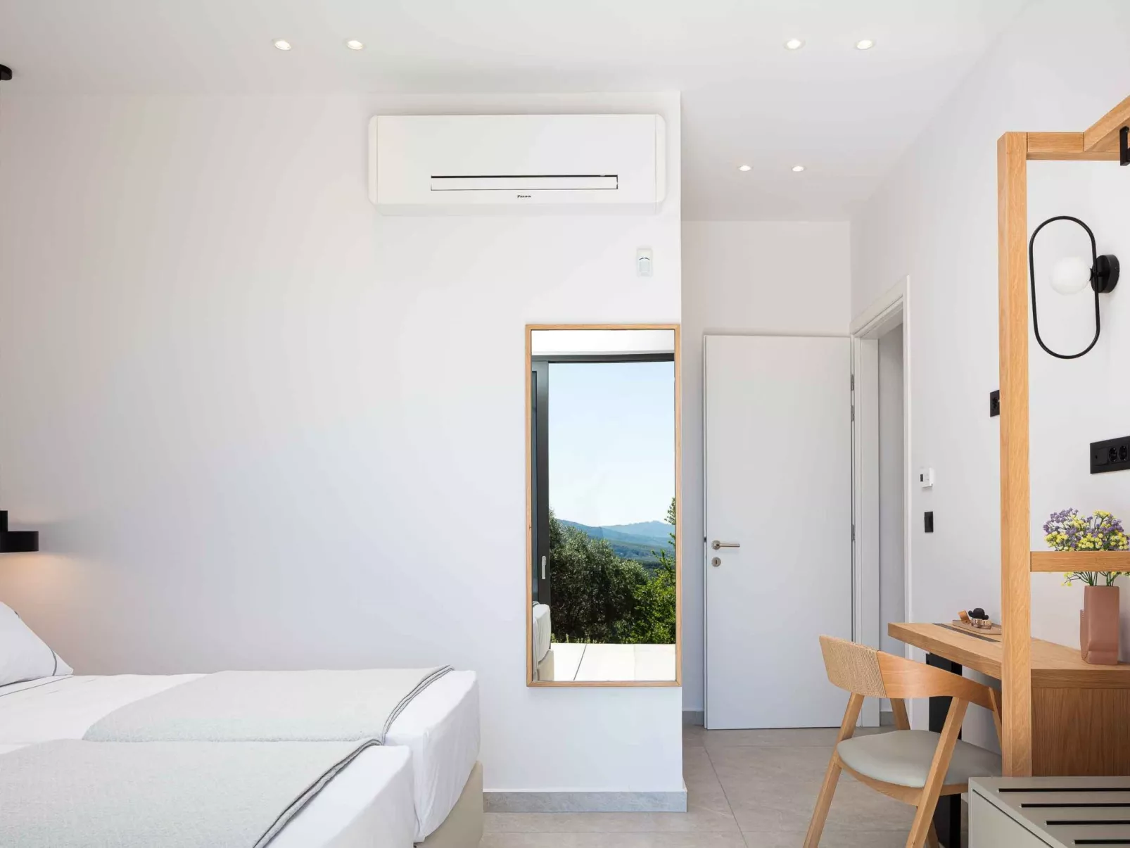 Villa Aglaea - Salzwasser-Pool und atemberaubender Meerblick-Inside