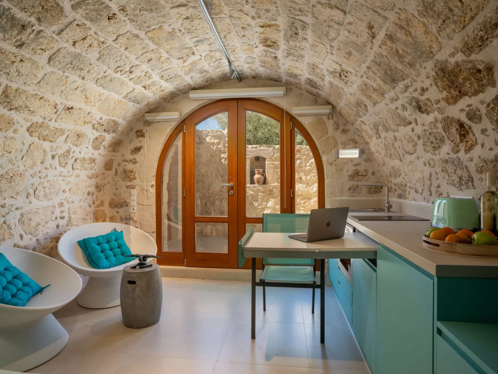 Kritiki Spilia - Home and SPA-Inside