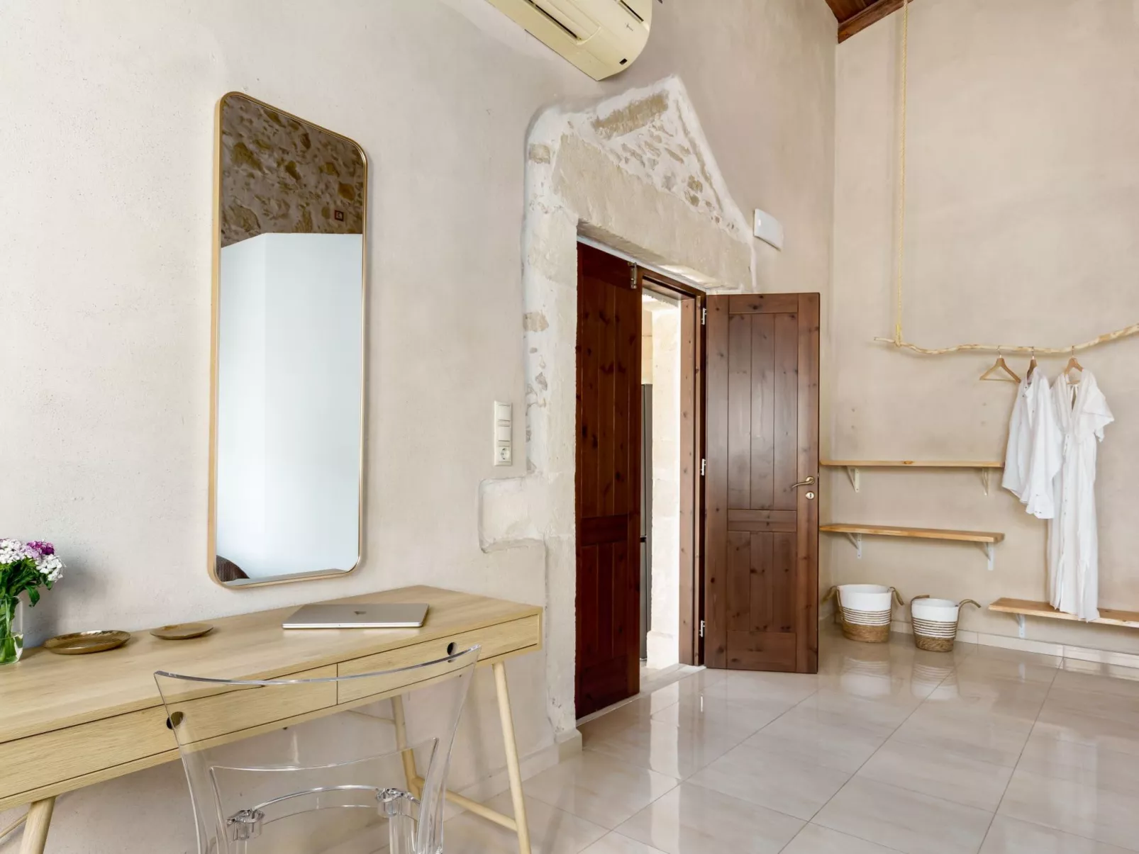 Neue Villa Myre 3, Privater Pool und 3 Wohnungen-Dedans