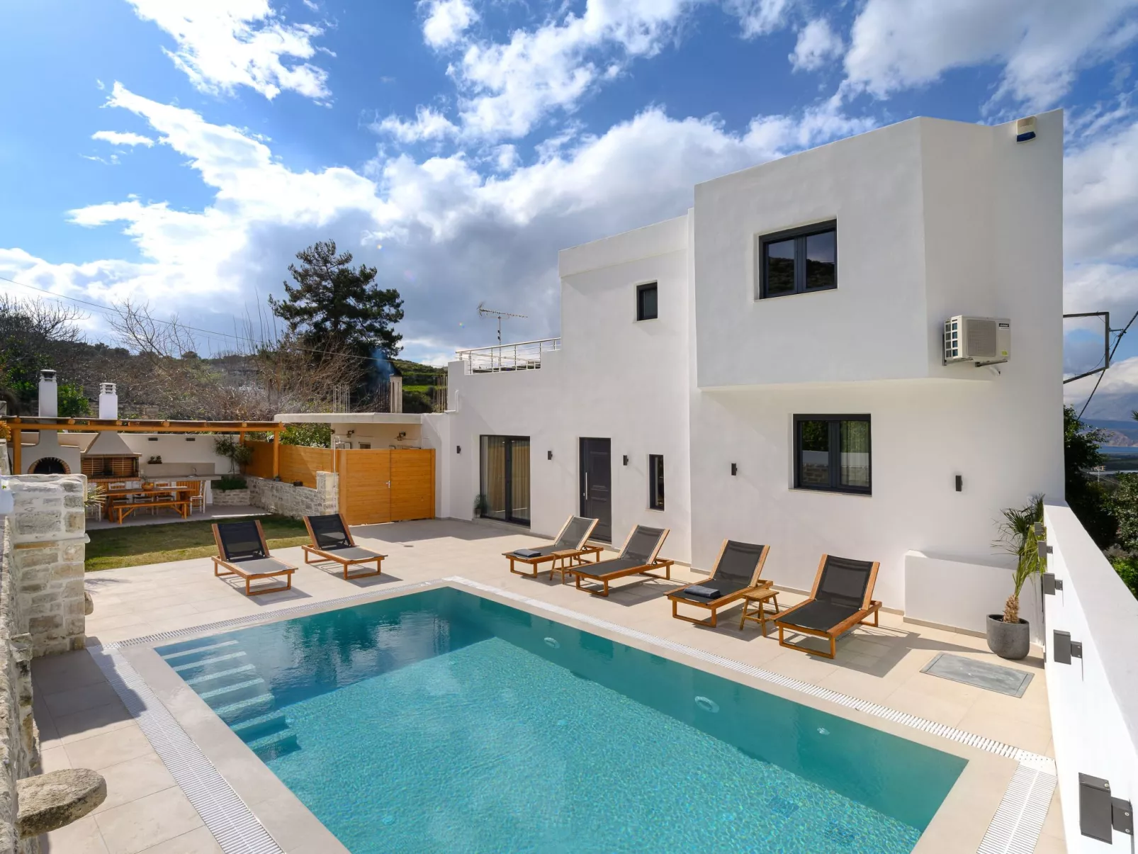 Calma-Image-tags.info