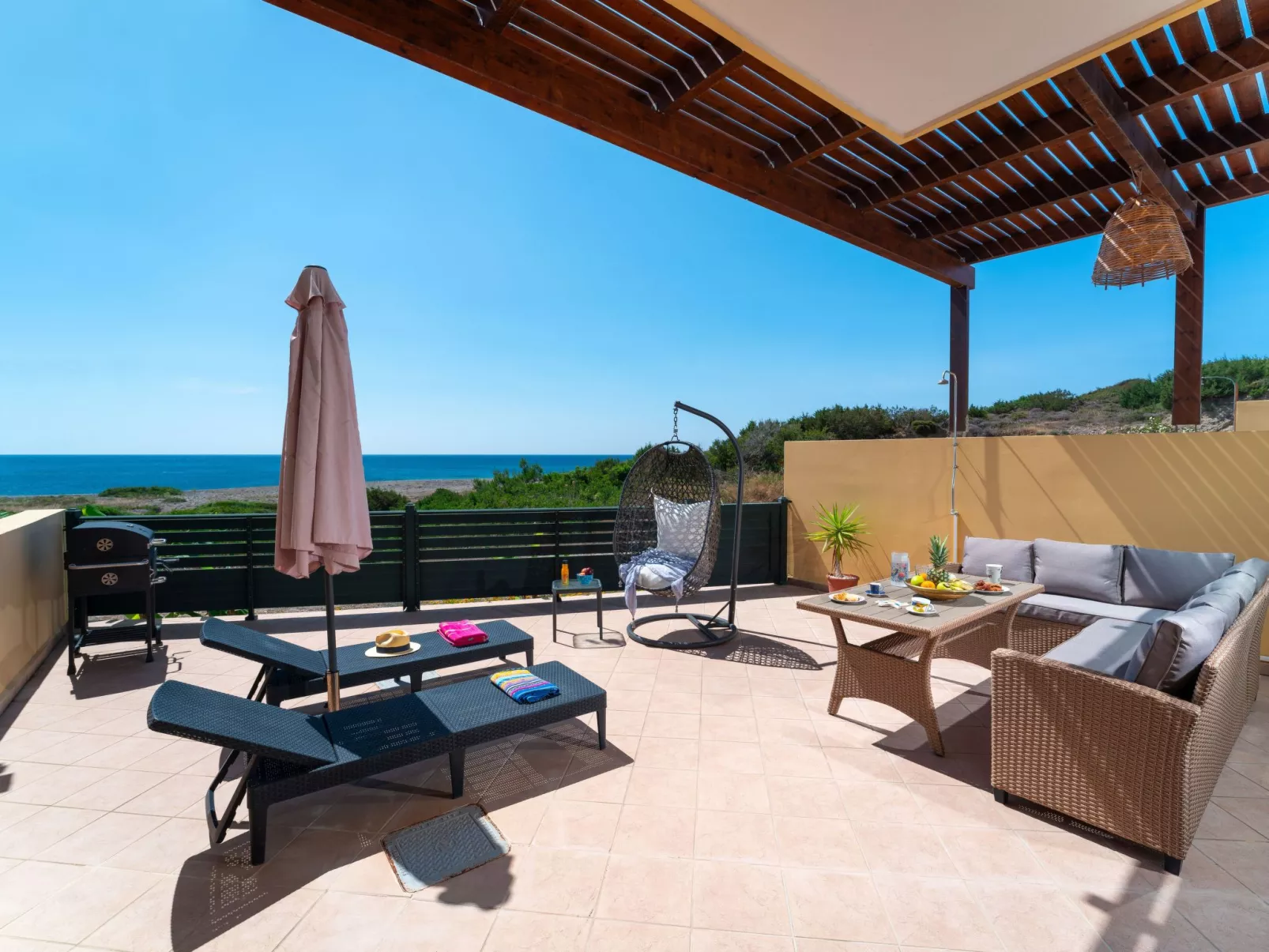 Mare Blu 1 am Strand-Inside