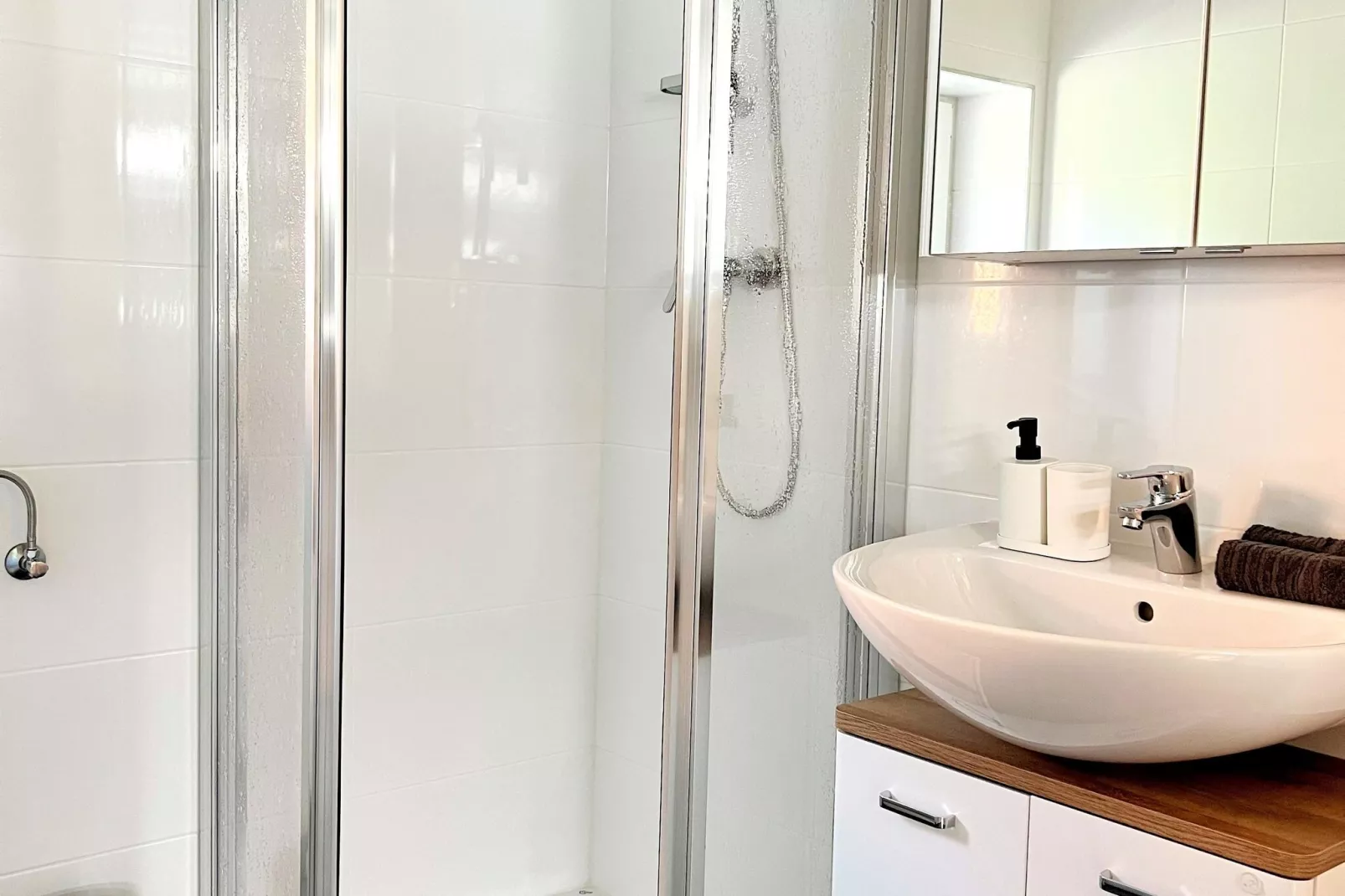Ferienhaus Spielberg-Badezimmer
