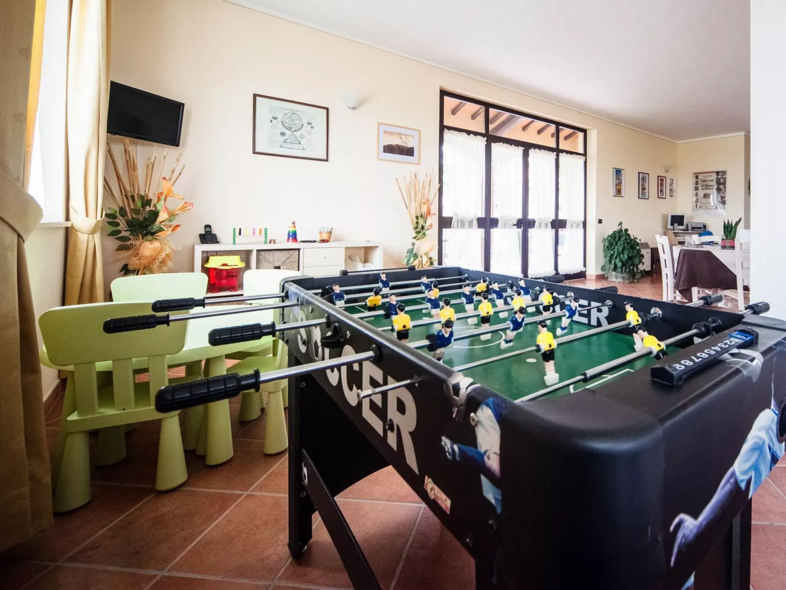 Sanguineto' Wohnung mit Schwimmbad-Drinnen