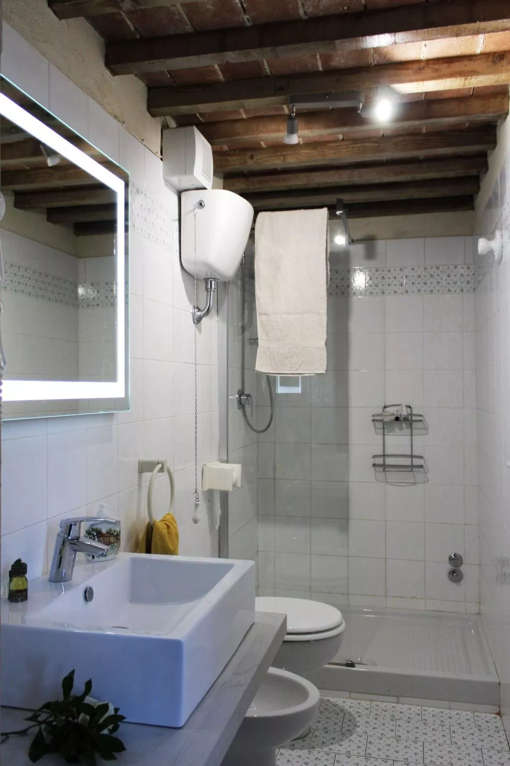 Ferienvilla 'Vignacce' mit eigenem Jacuzzi-Inside