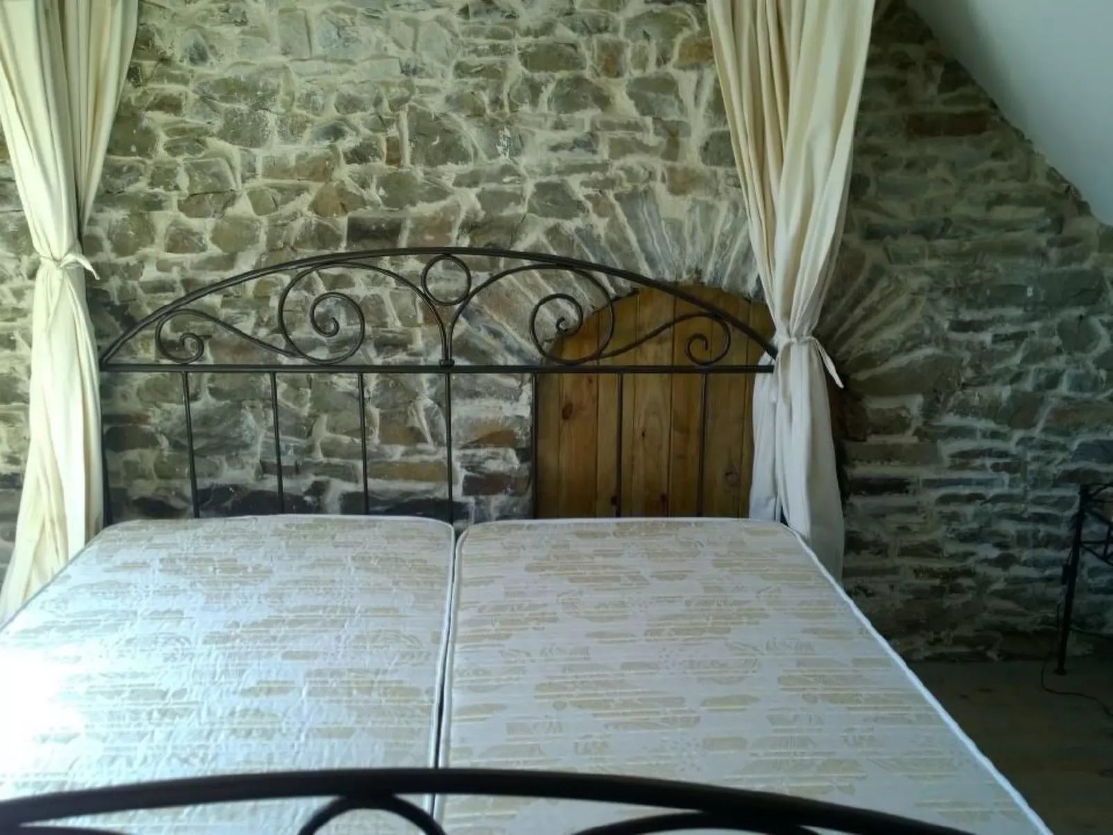 La Ferme Blanche-Drinnen