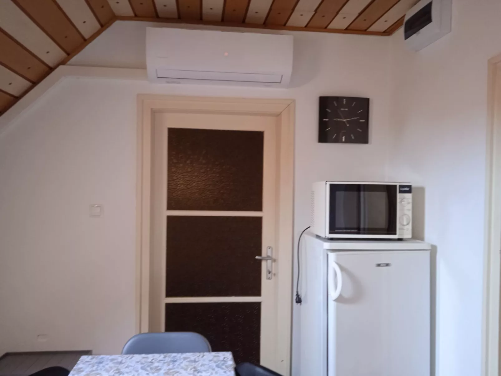 Mit Terrasse, Garten und Grill-Inside