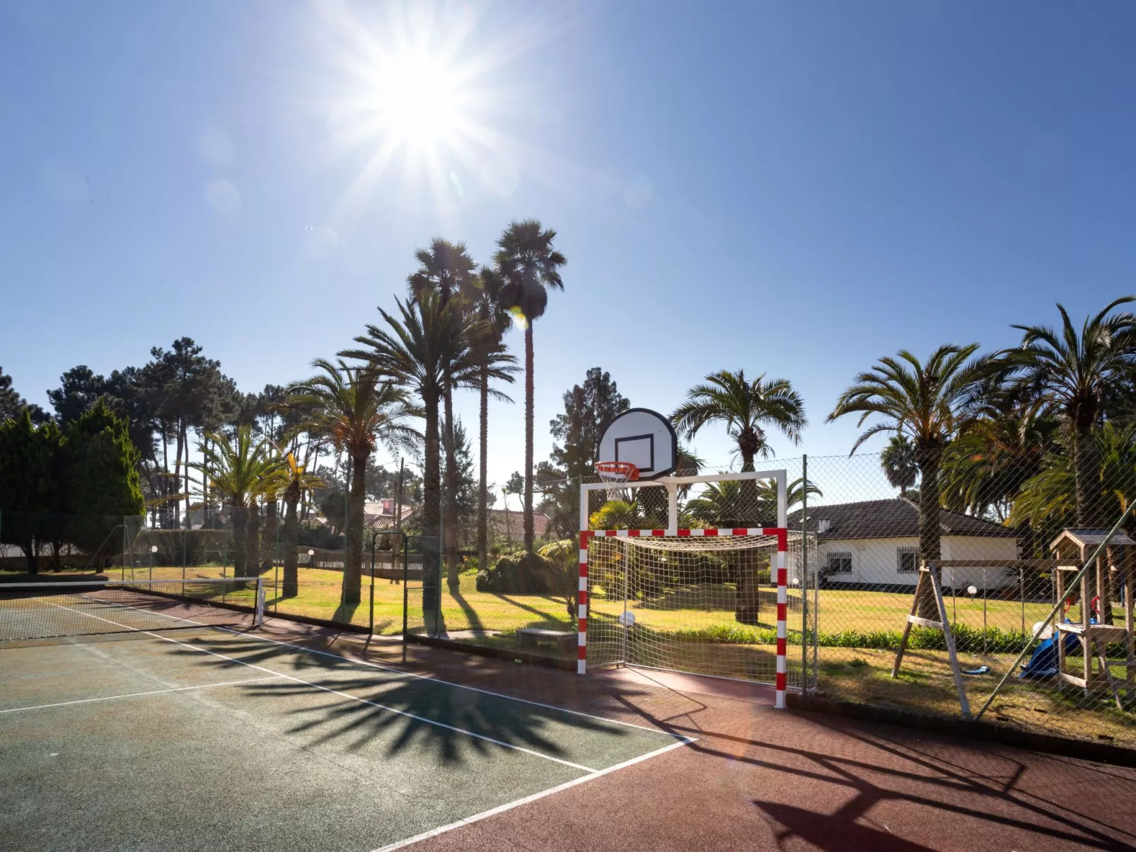 Villa das Palmeiras mit großem Schwimmbad-Outside