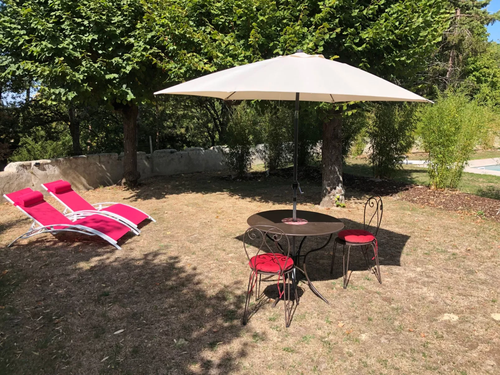 Cottage Parc 70m2 mit Pool in Azay le rideau-Draußen
