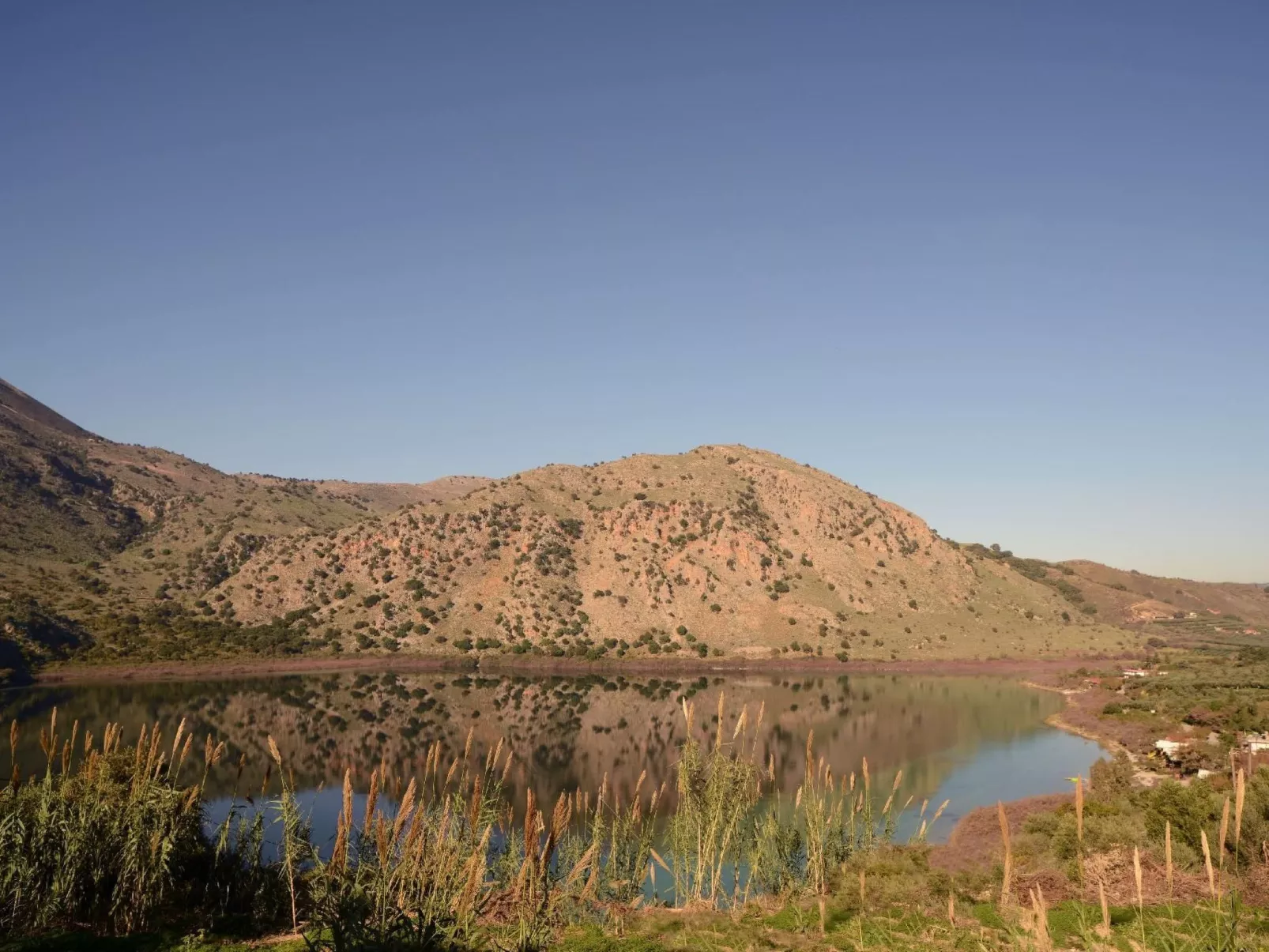 Wunderschöne Villa mit Seeblick und Pool in der Nähe von Restaurants-Dehors