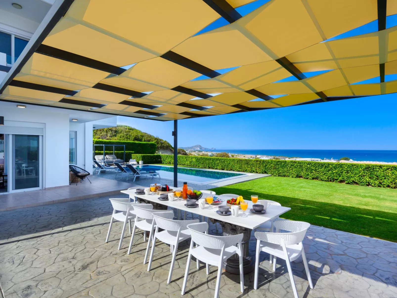 Moderne Villa mit Hügel- und Meerblick-Outside